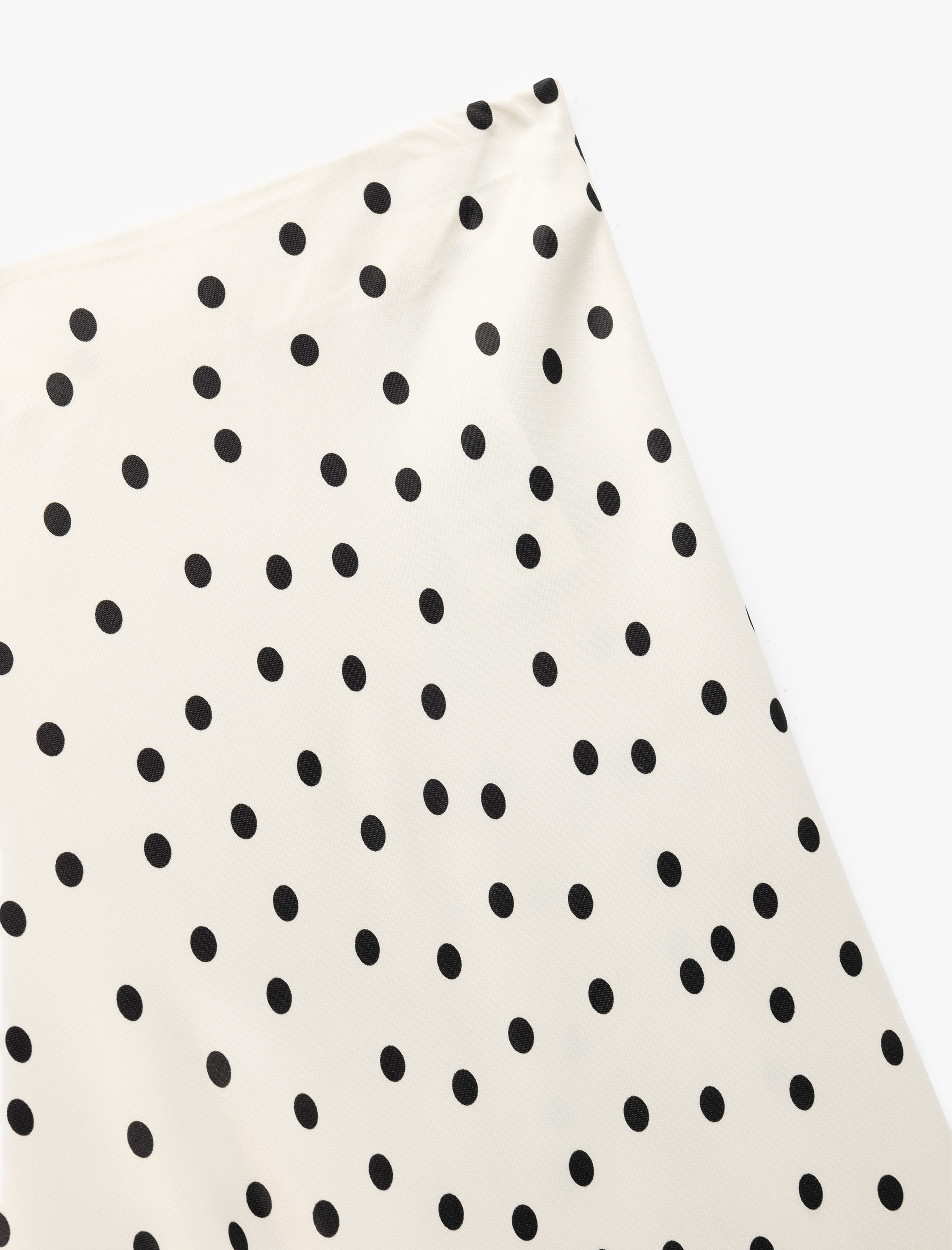   Standart Bel A Kesim Puantiyeli Saten Midi Etek