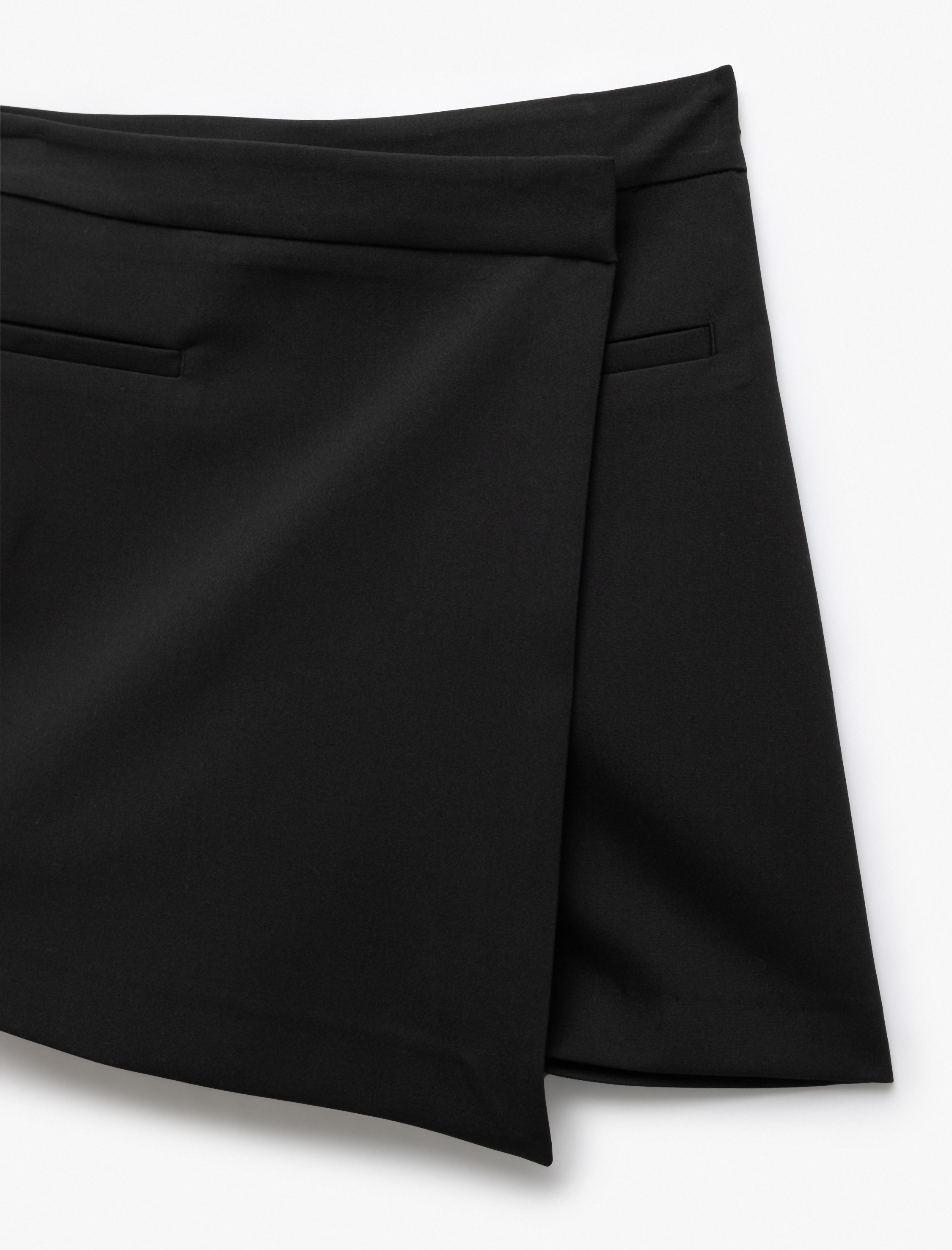   Regular Fit Yüksek Bel Kruvaze Şort Etek