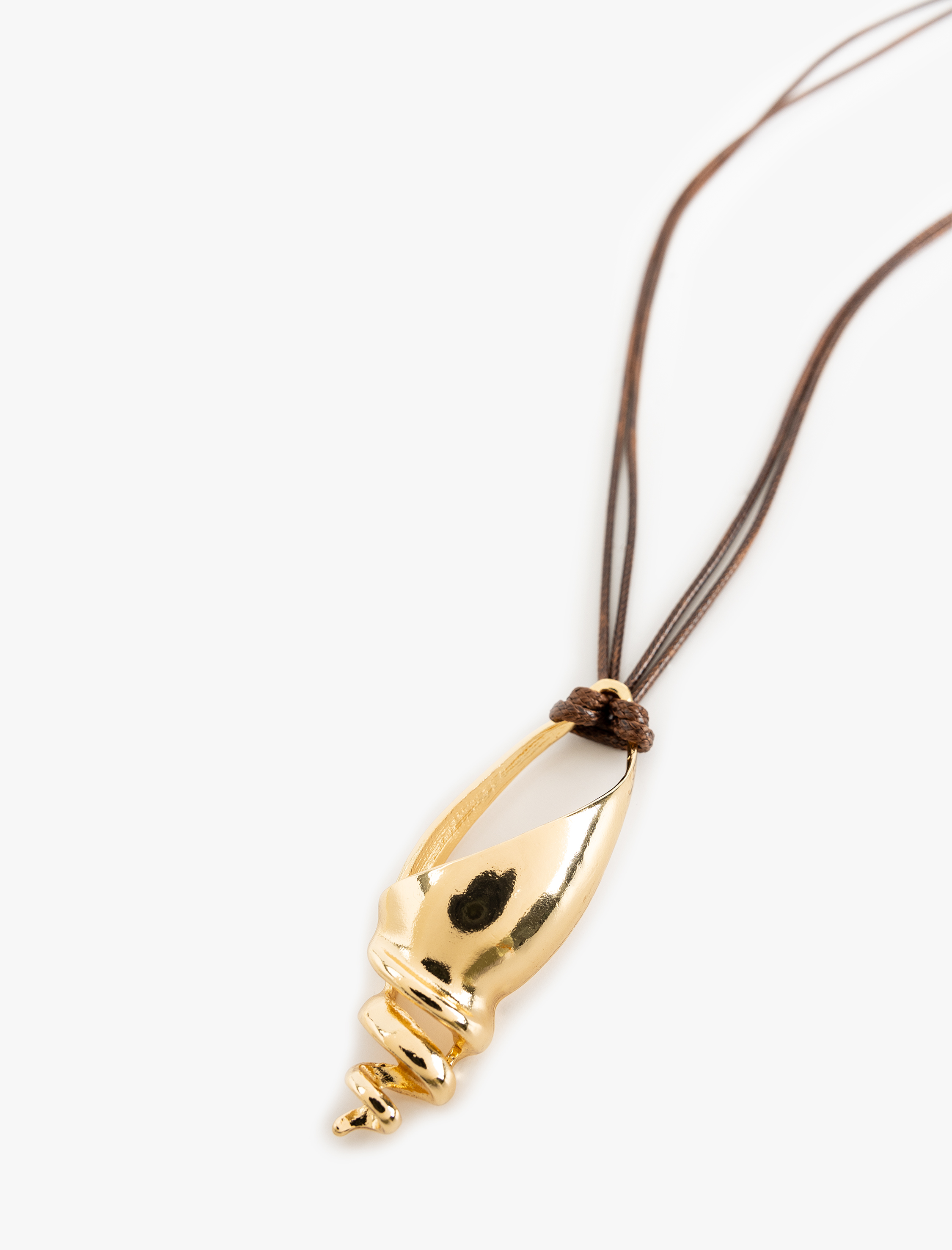  Kadın Büyük Boy Deniz Kabuğu Kolye - Koton X Sima Tarkan