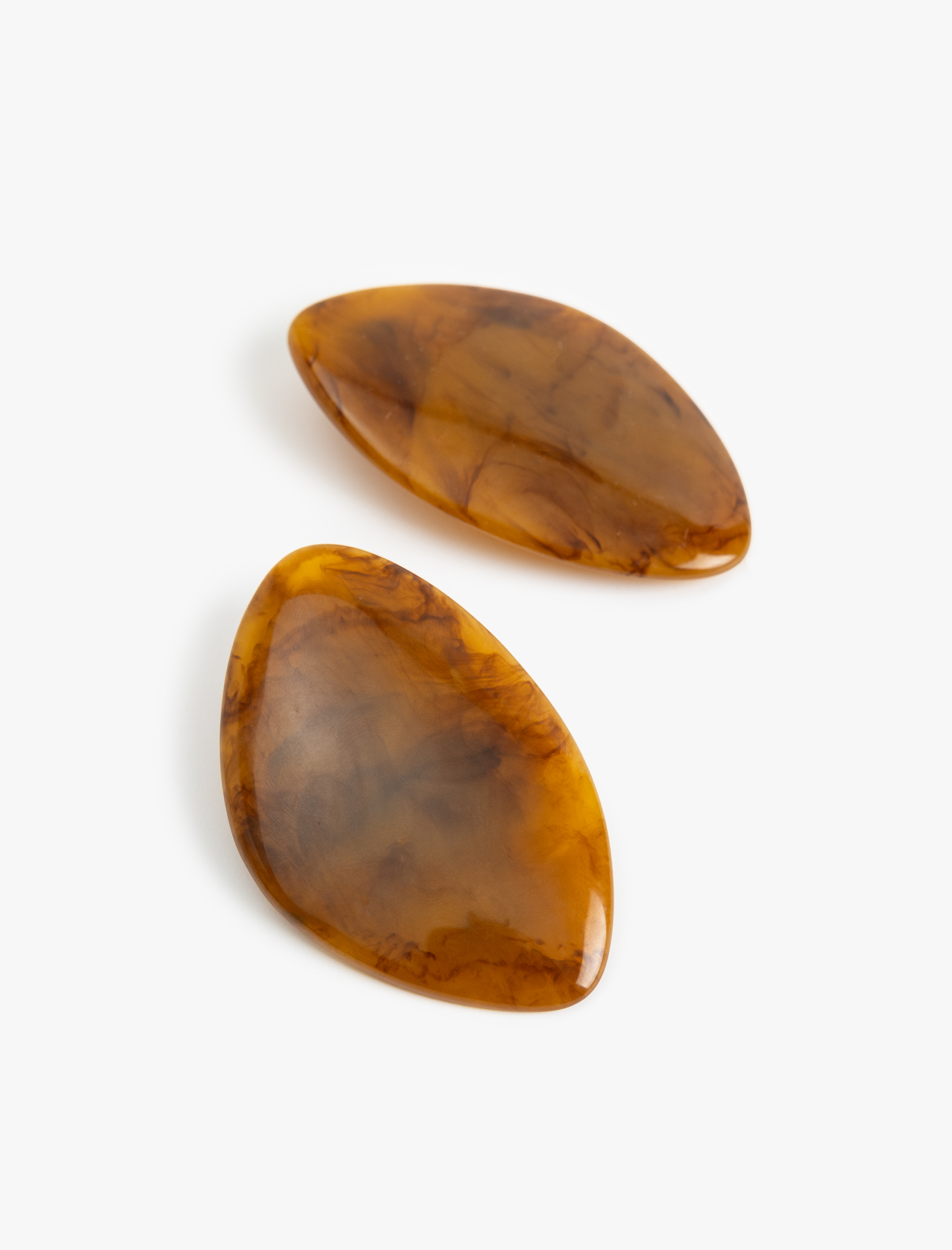  Kadın Büyük Boy Oval Küpe - Koton X Sima Tarkan