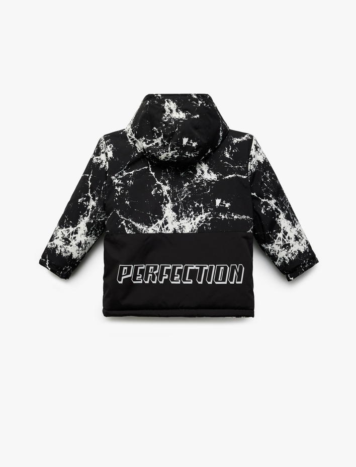 Erkek Çocuk Uzun Kollu Baskılı Kapşonlu Mevsimlik Mont