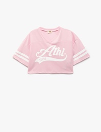 V Yaka Kısa Kollu Crop Oversize Kolej Baskılı Tişört