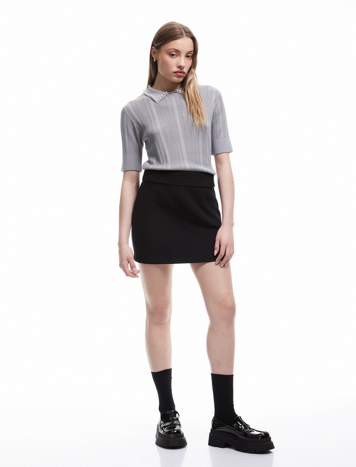  İnci Detaylı Polo Yaka Kısa Kollu Viskon Triko Kazak