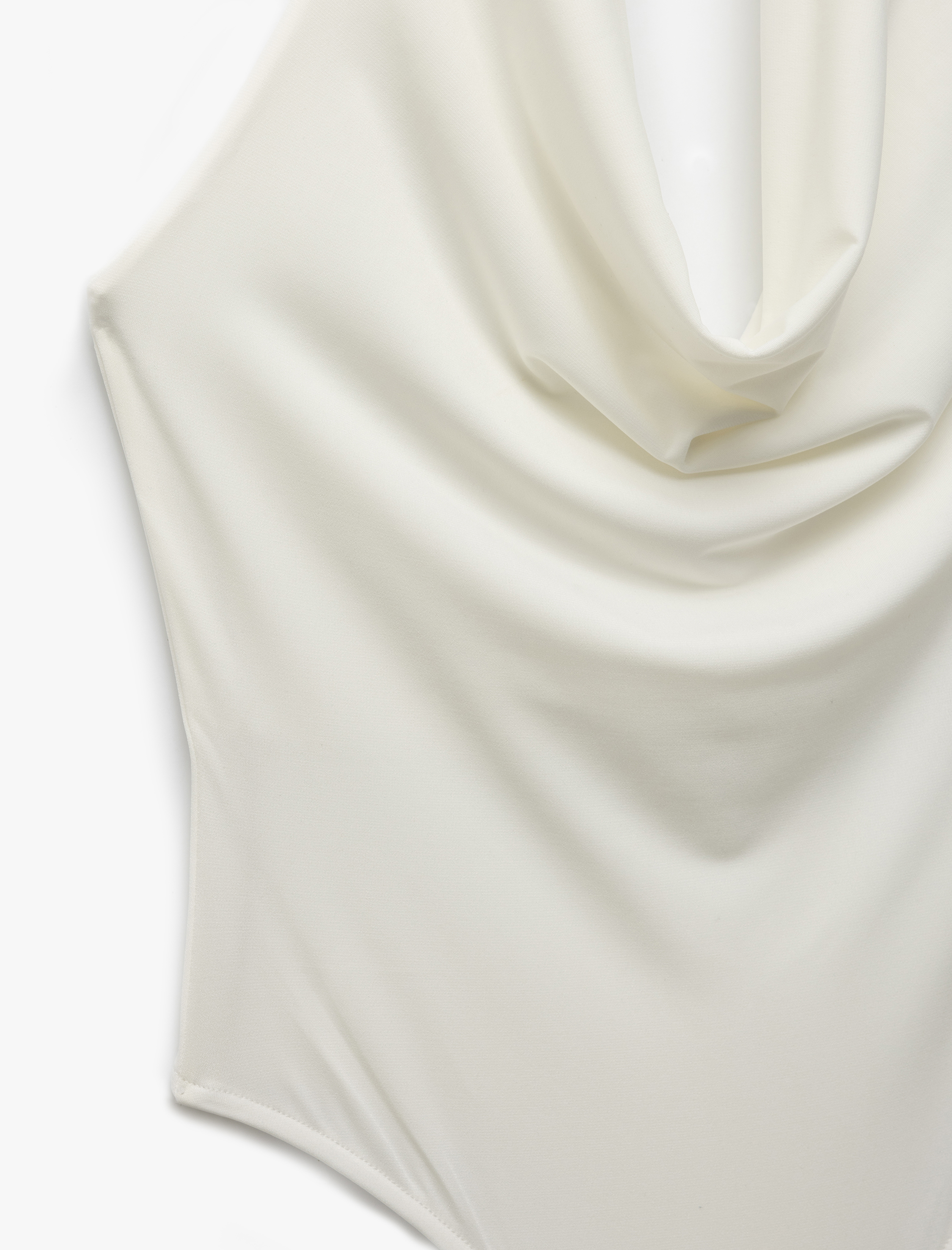   Degaje Yaka Kolsuz Slim Fit Bluz