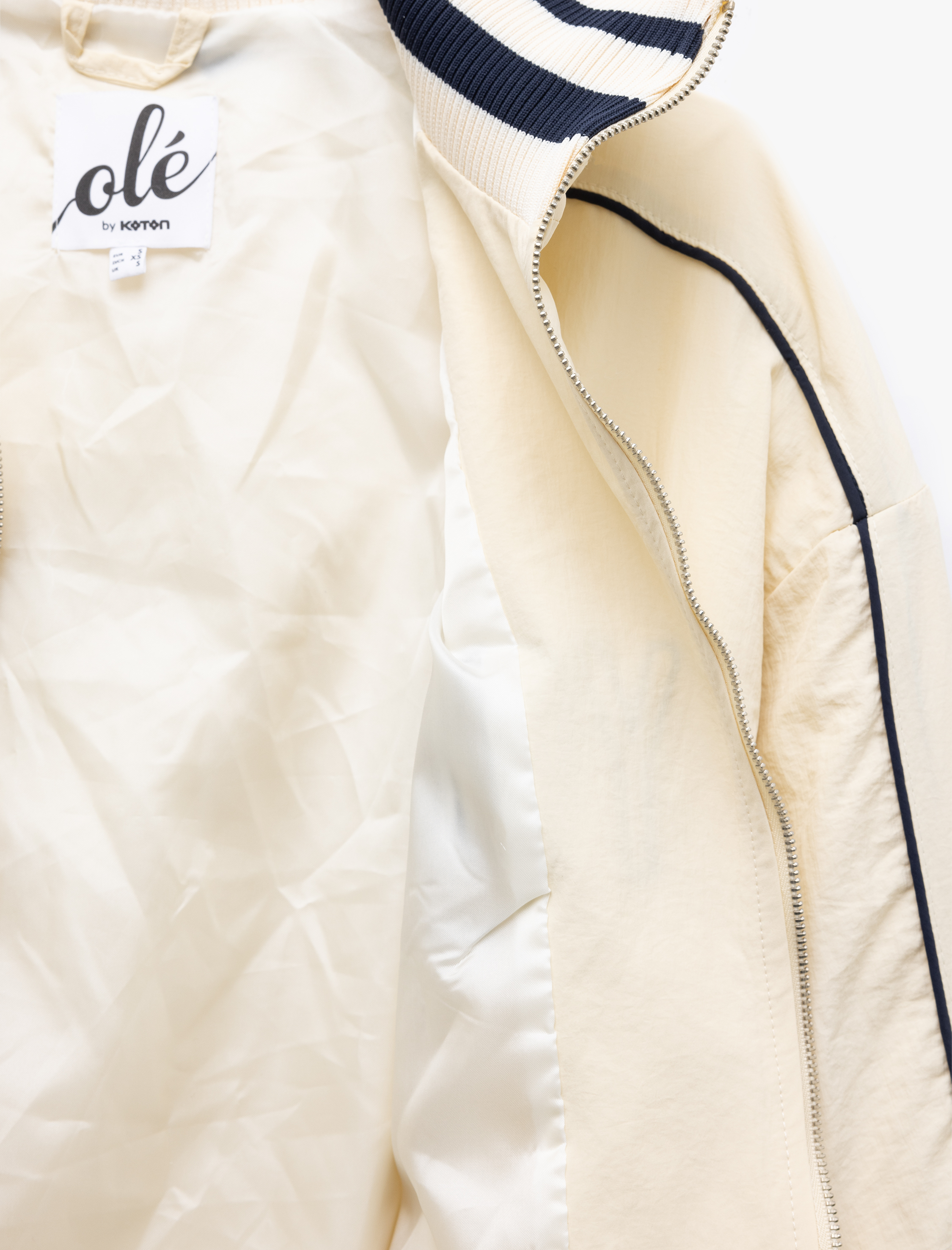 Gömlek Yaka Fermuarlı Kolej Temalı Baskılı Oversize Bomber Ceket