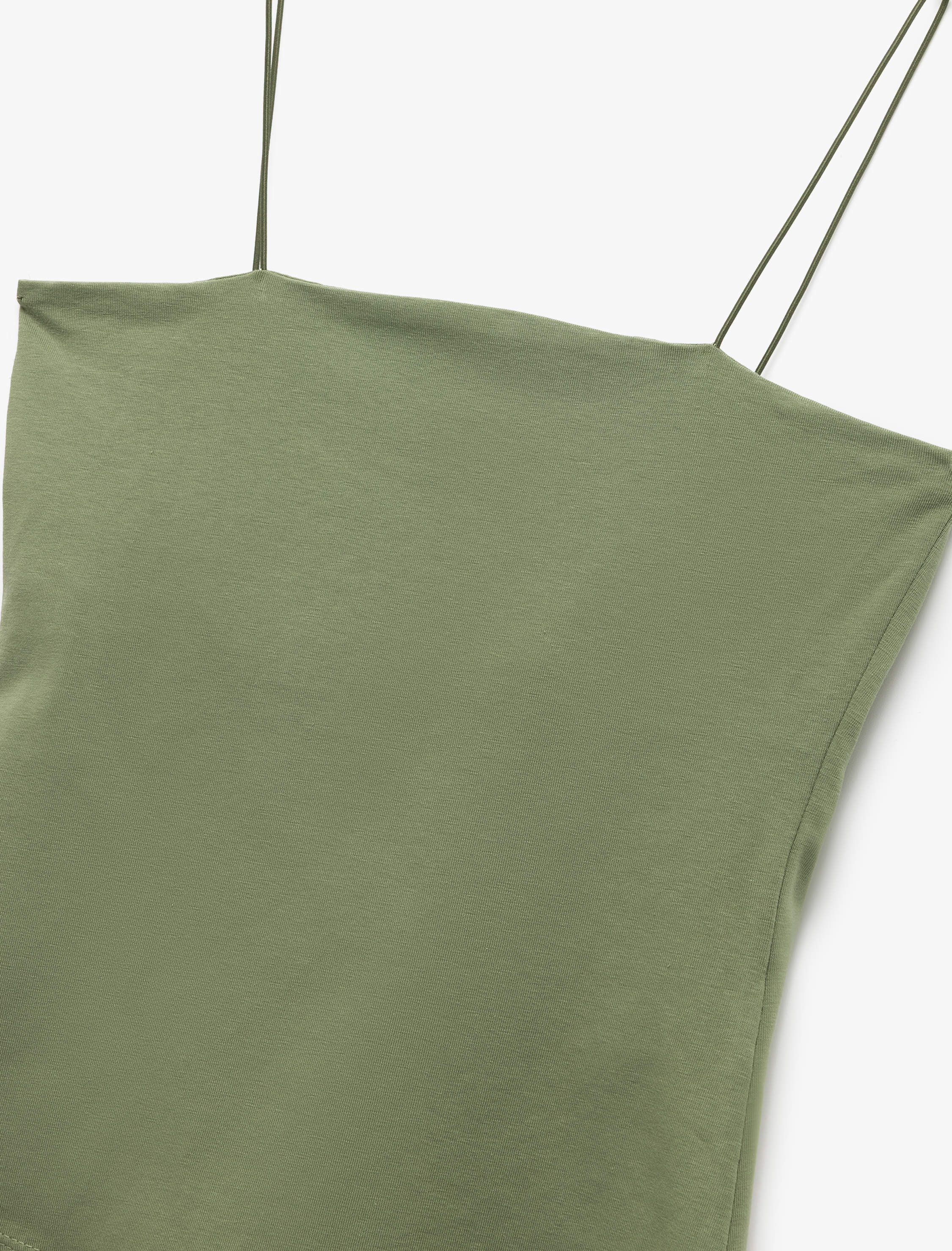   İp Askılı Pamuklu Dar Kesim Basic Kolsuz Atlet