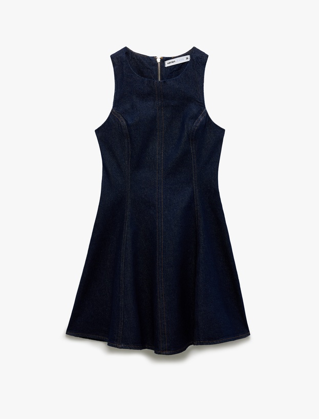 Kolsuz Bisiklet Yaka Fermuarlı Dikiş Detaylı Volanlı Mini Denim Elbise_3