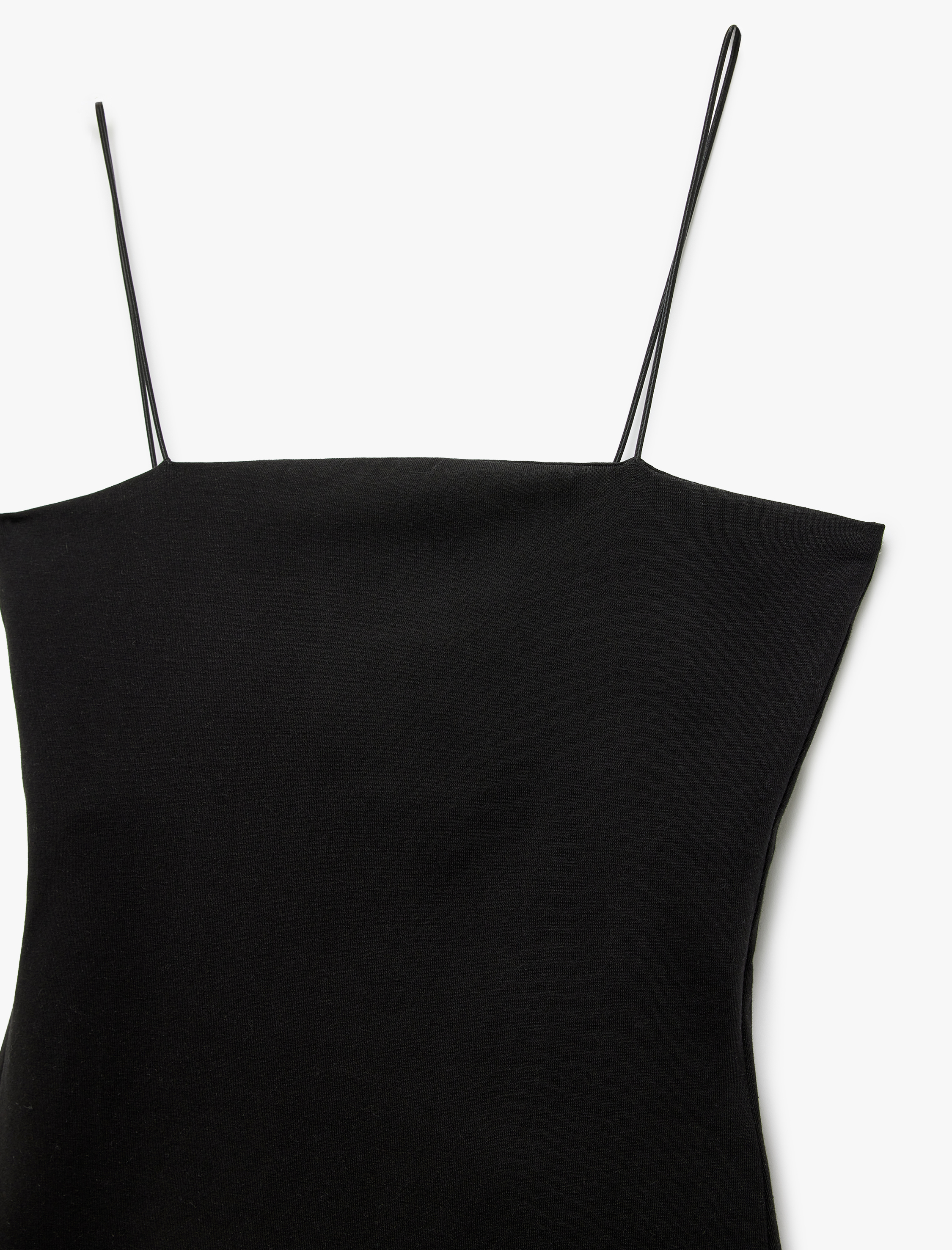   İp Askılı Pamuklu Dar Kesim Basic Kolsuz Atlet