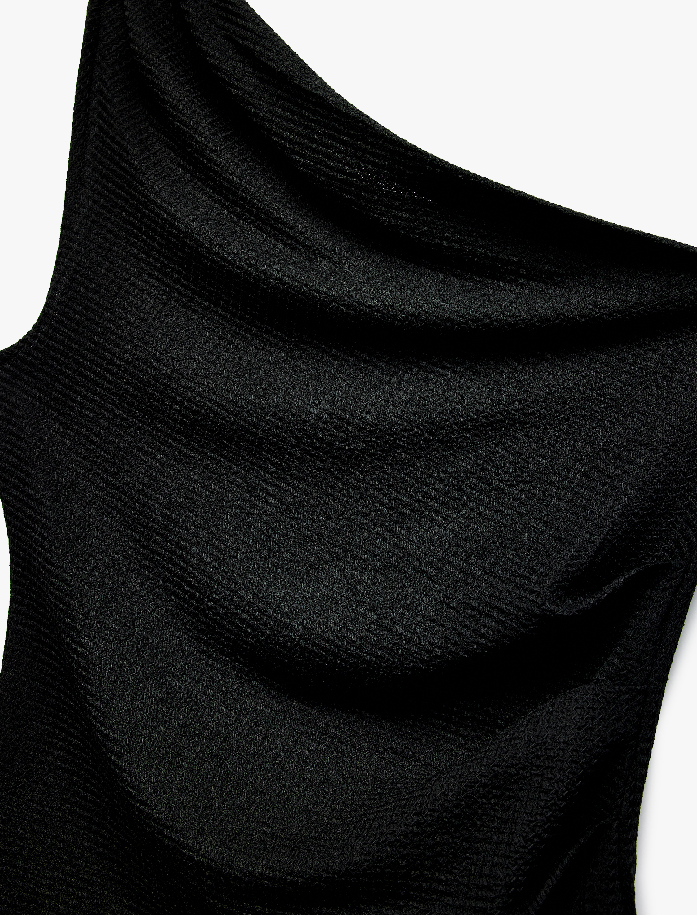   Asimetrik Drape Detaylı Tek Omuz Bluz