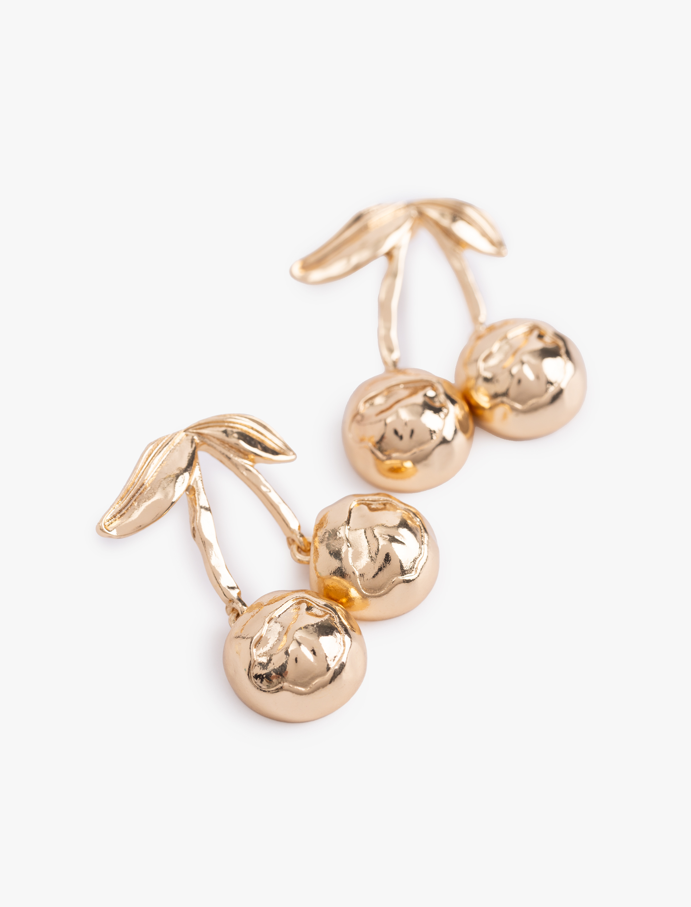  Kadın Çelik Karışımlı Kiraz Küpe