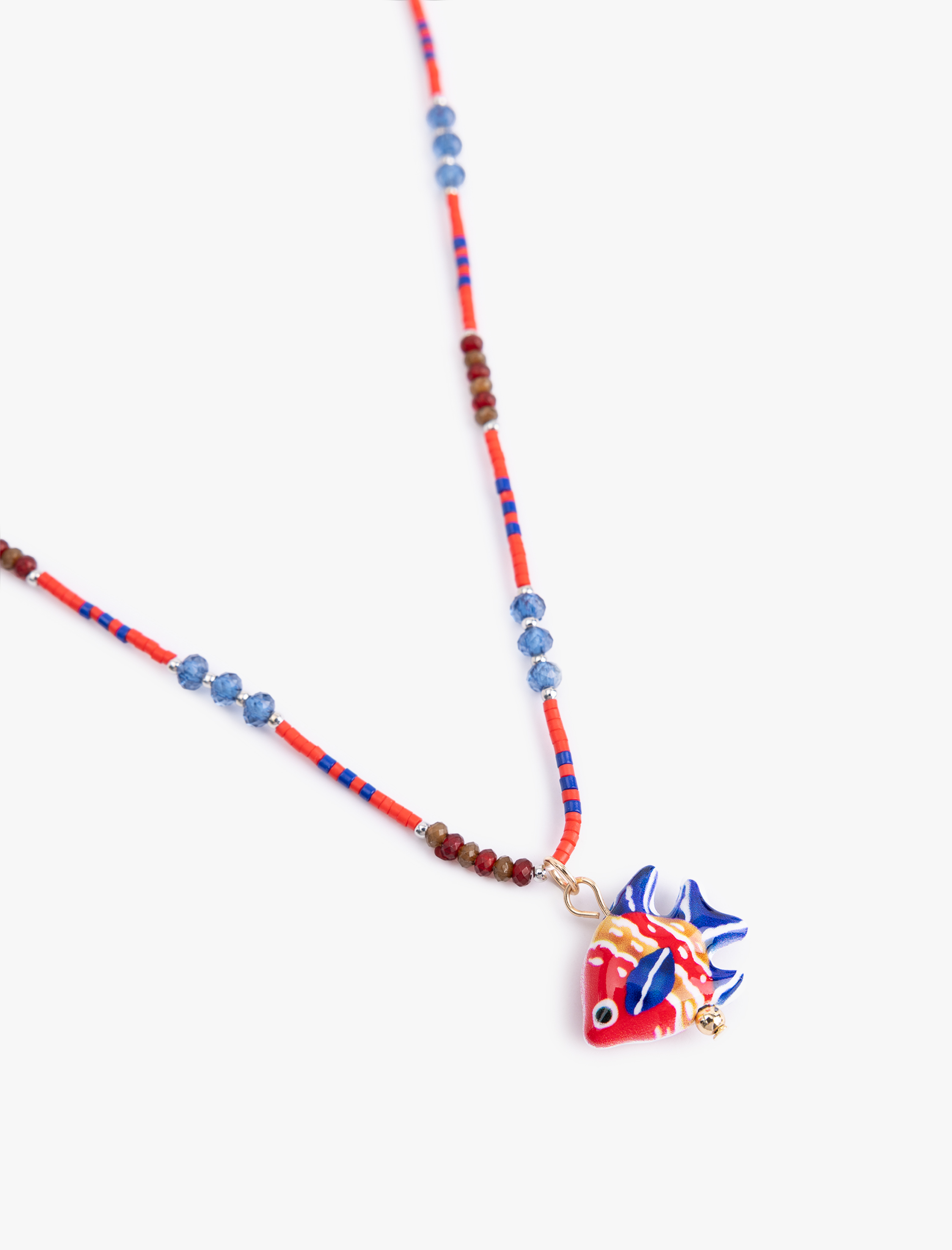  Kadın Cam ve Çelik Detaylı Seramik Boncuklu Balık Kolye