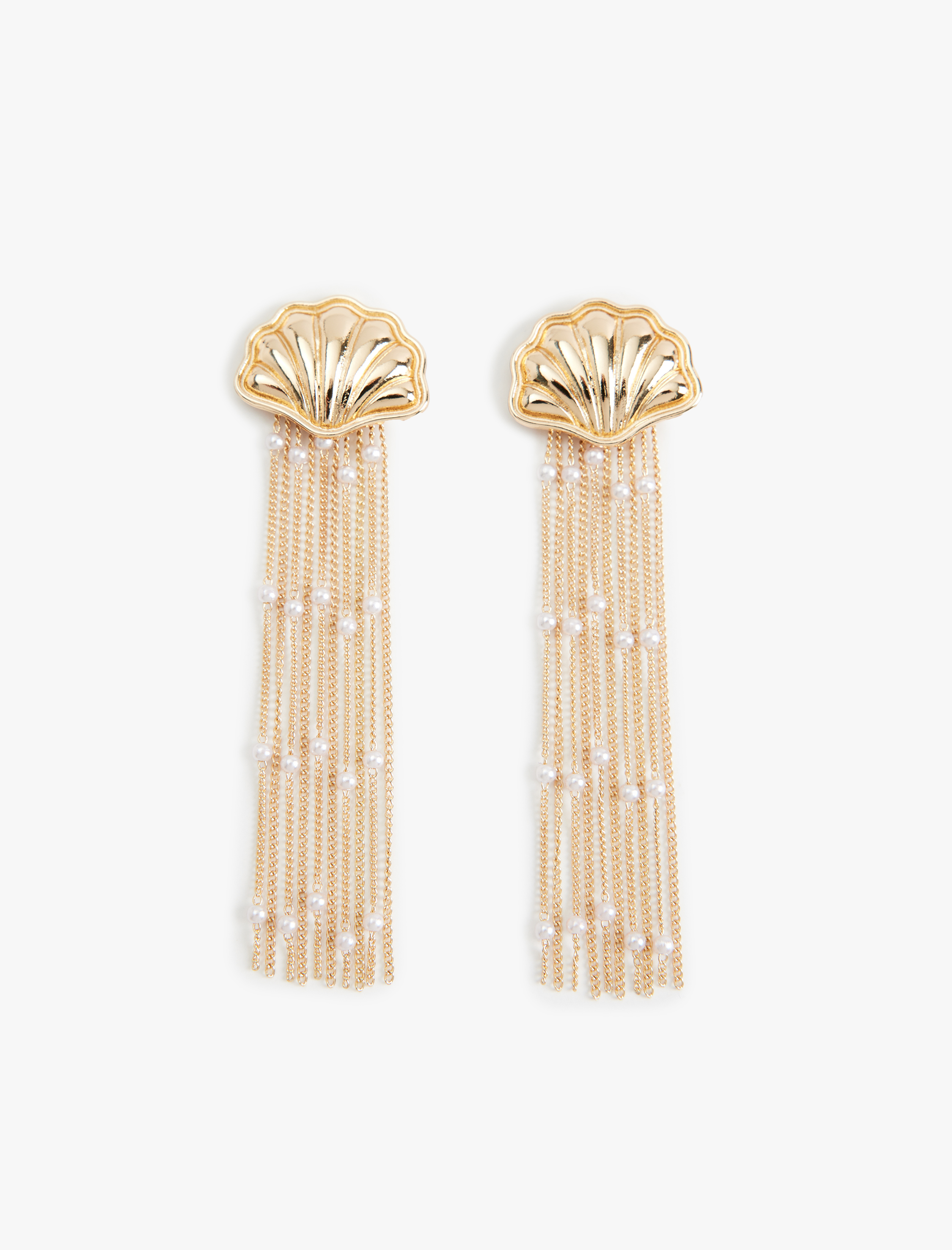  Kadın Büyük Boy Sallantılı Zincirli İnci Detaylı Deniz Kabuğu Küpe - Koton X Sima Tarkan