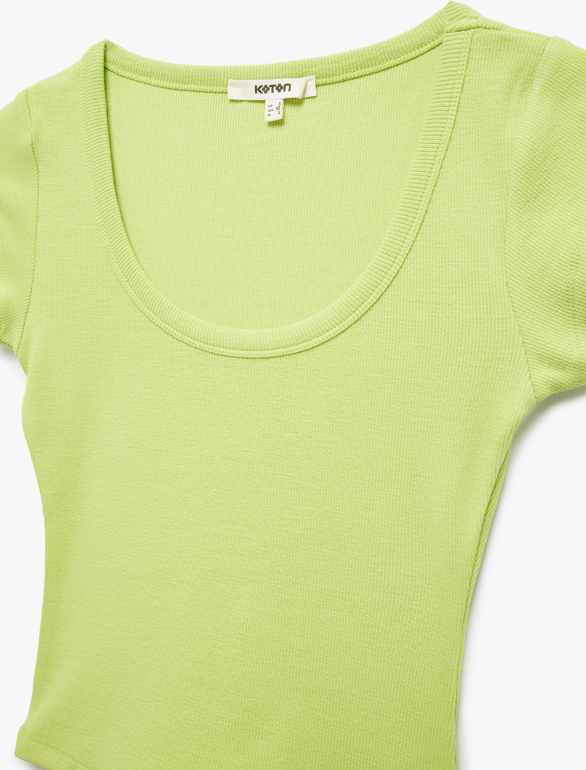   Pamuklu Slim Fit Kısa Kollu Bisiklet Yaka Tişört