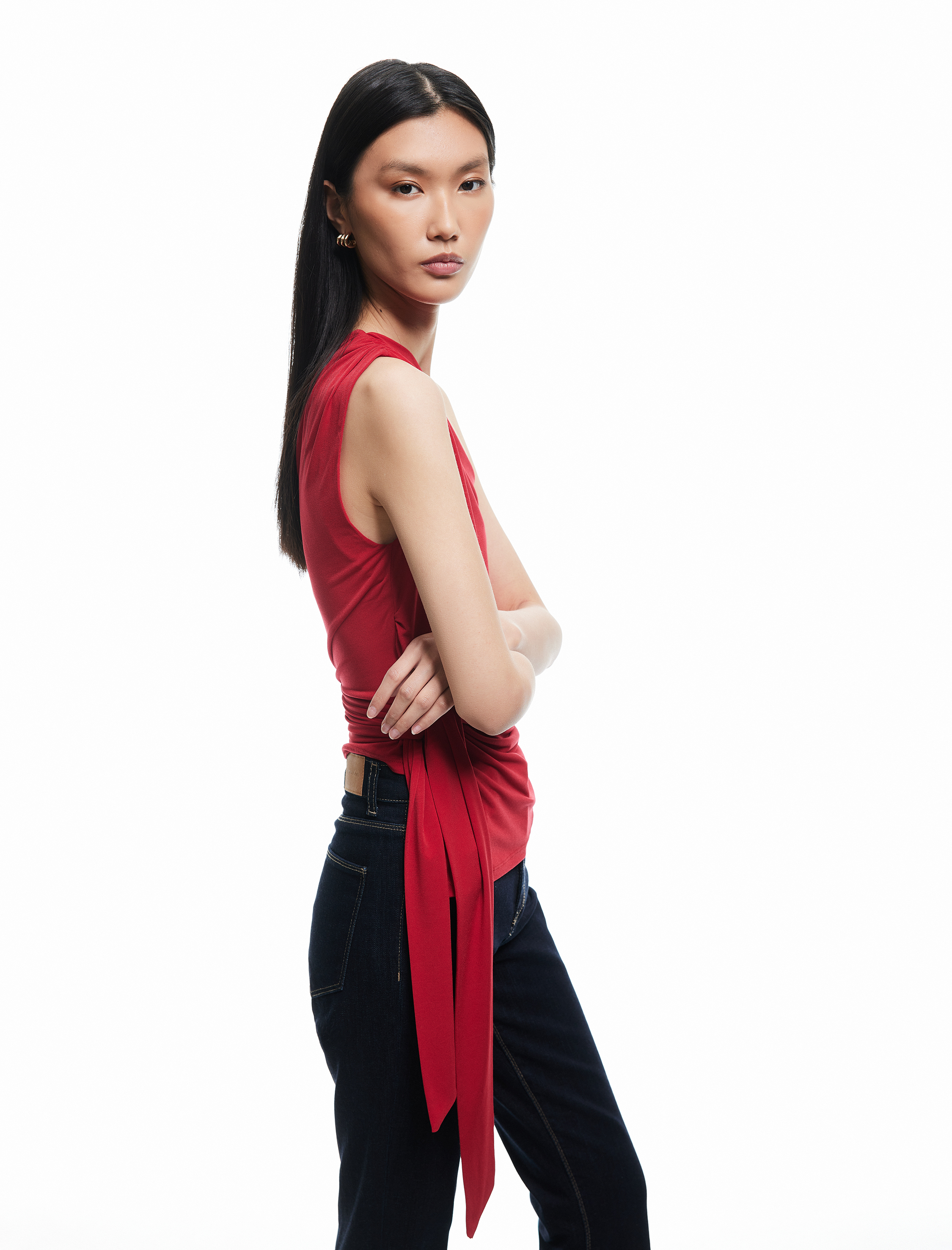   Kolsuz Bağlama Detaylı Asimetrik Drape Detaylı Tek Omuz Bluz