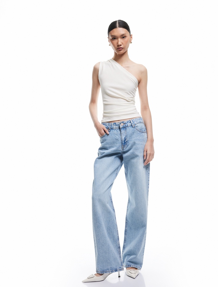  Asimetrik Drape Detaylı Tek Omuz Bluz