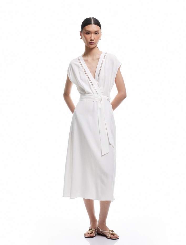  Kemer Detaylı Viskon - Keten Karışımlı Midi Kolsuz Kruvaze Elbise