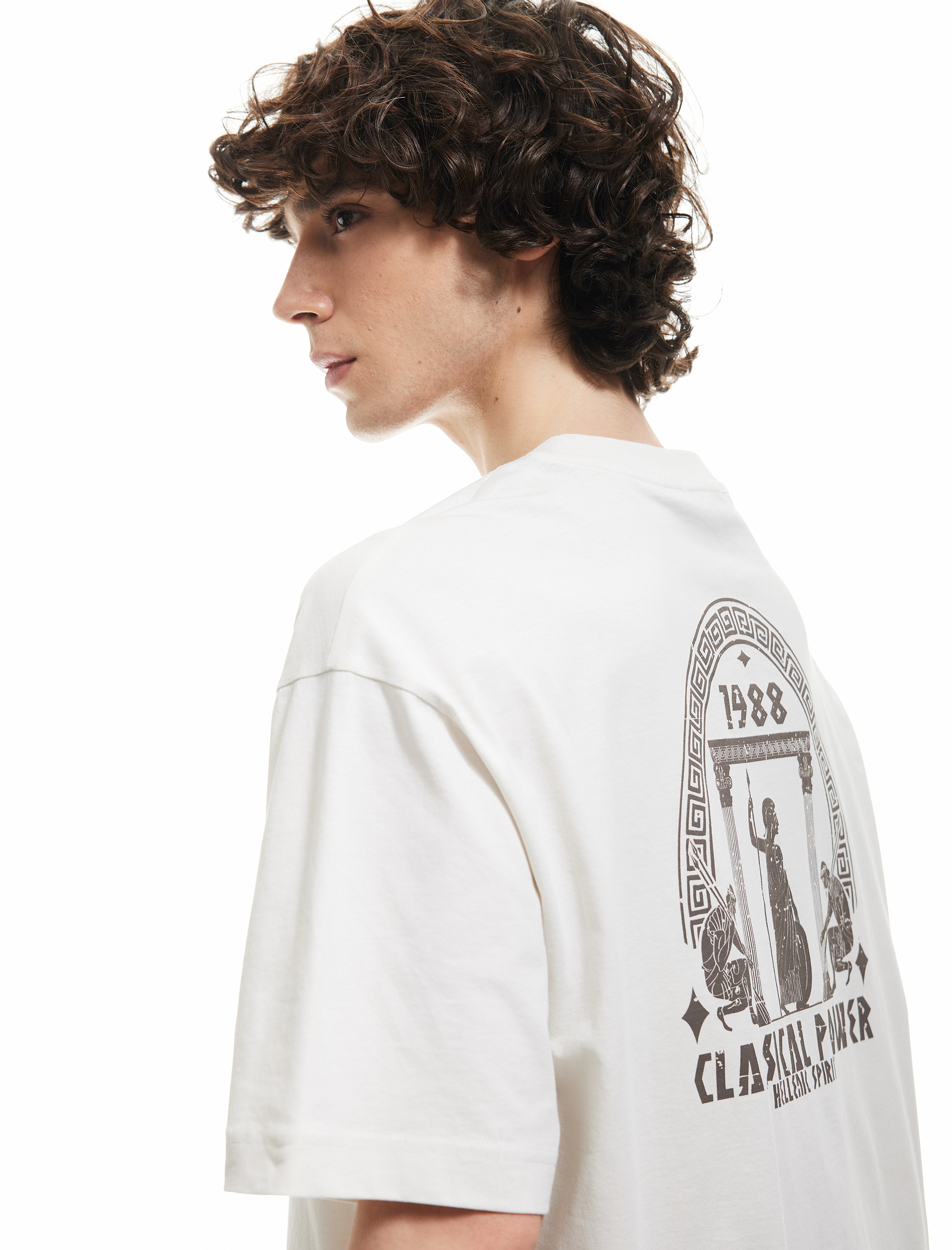   Kısa Kollu Pamuklu Bisiklet Yaka Oversize Arkası Baskılı Tişört