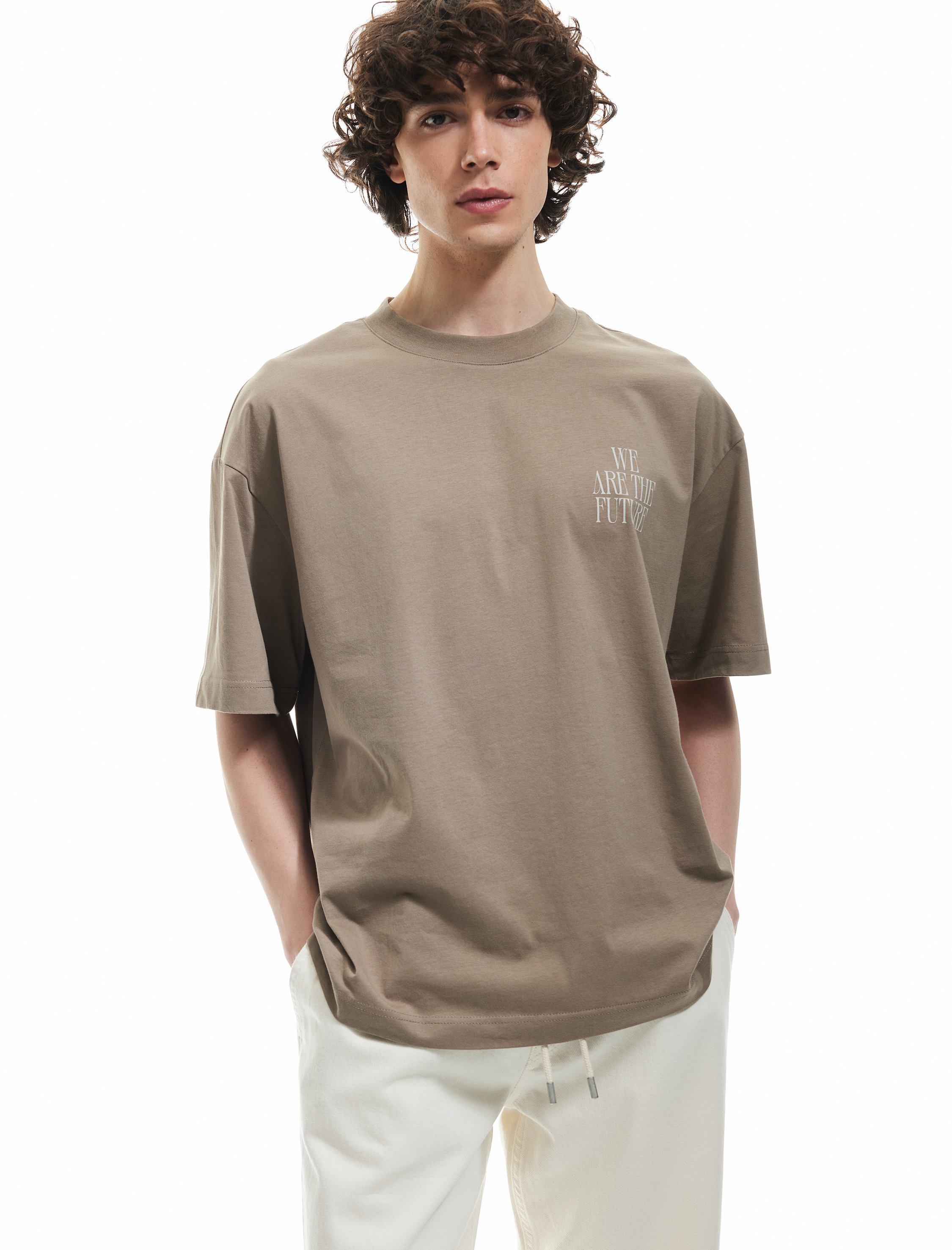   Bisiklet Yaka Arkası Baskılı Kısa Kollu Pamuklu Oversize Tişört