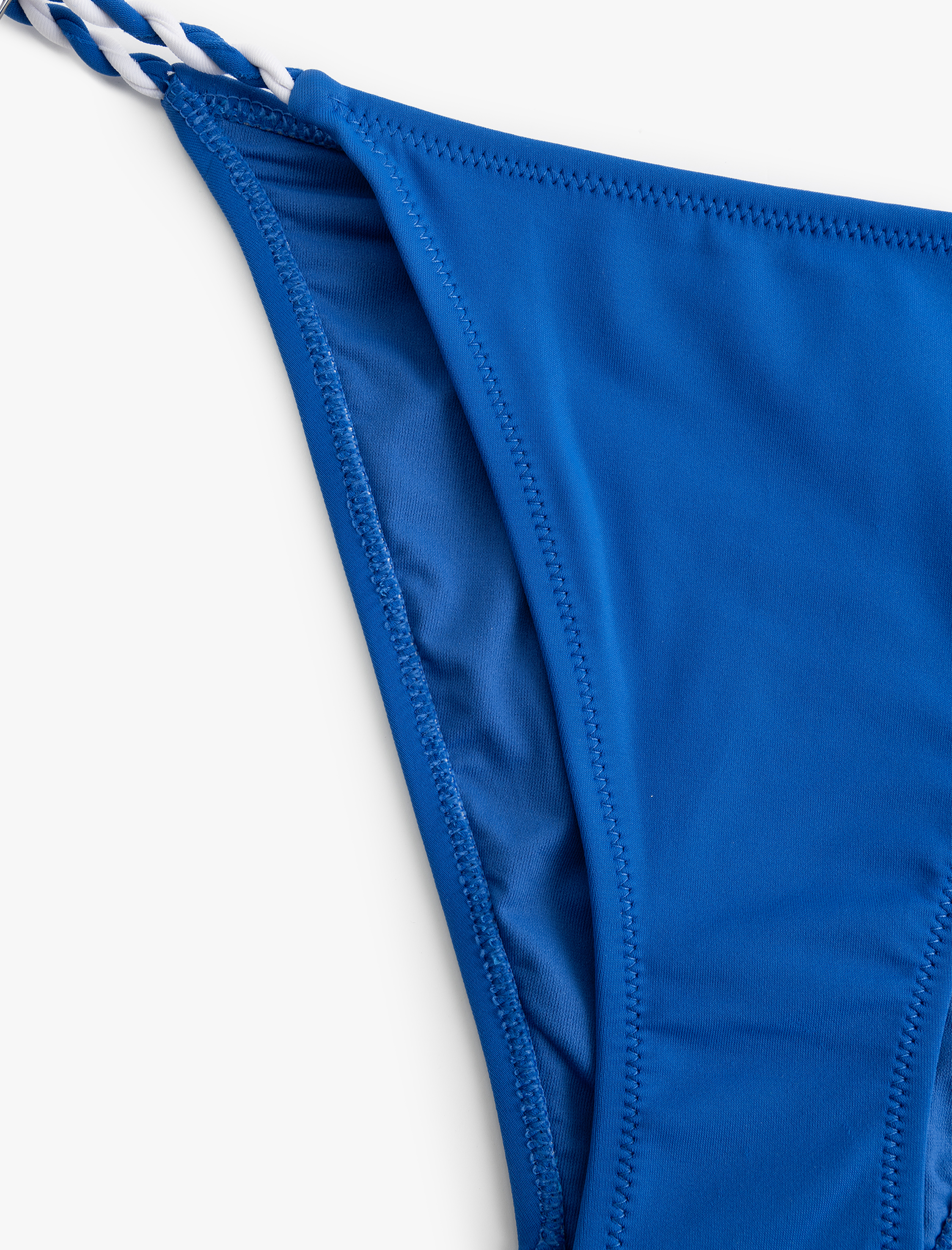   Renk Kontrastlı İpli Bikini Altı