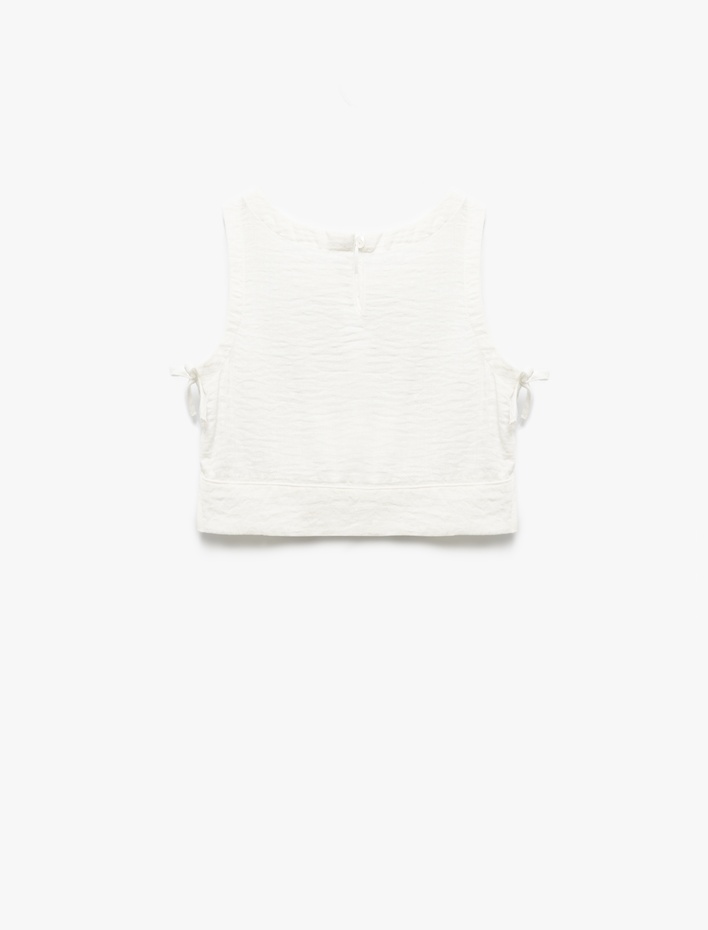 Kız Çocuk Bisiklet Yaka Dokulu Kolsuz Crop Bluz