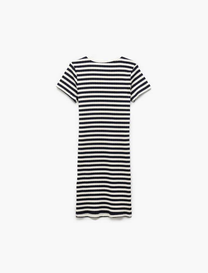 Kız Çocuk Bisiklet Yaka Kısa Kollu Nakış Detaylı Çizgili Elbise