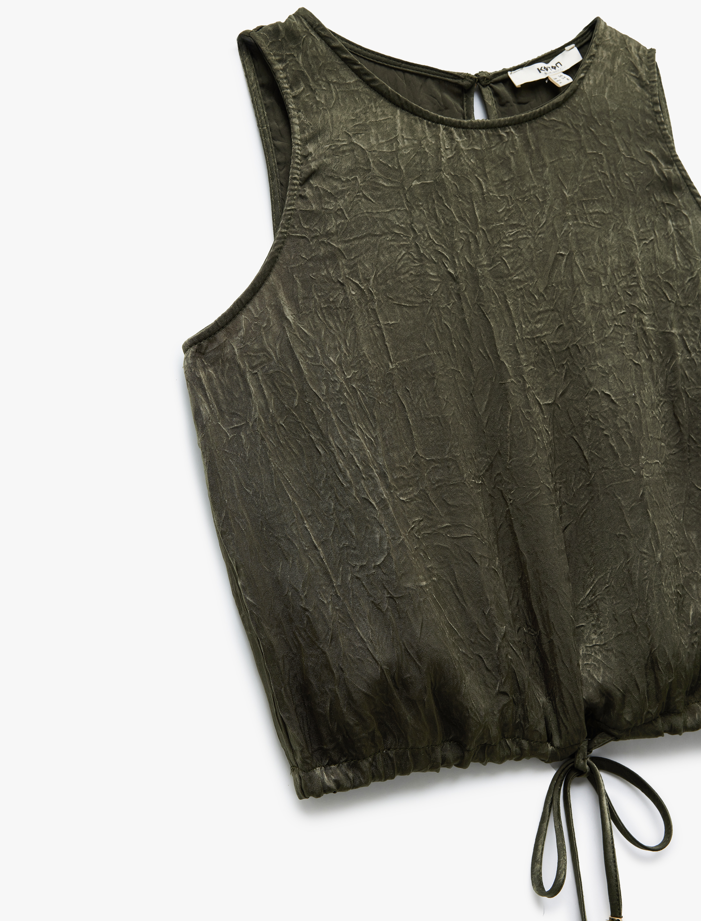   Beli Bağcıklı Bisiklet Yaka Kolsuz Saten Bluz