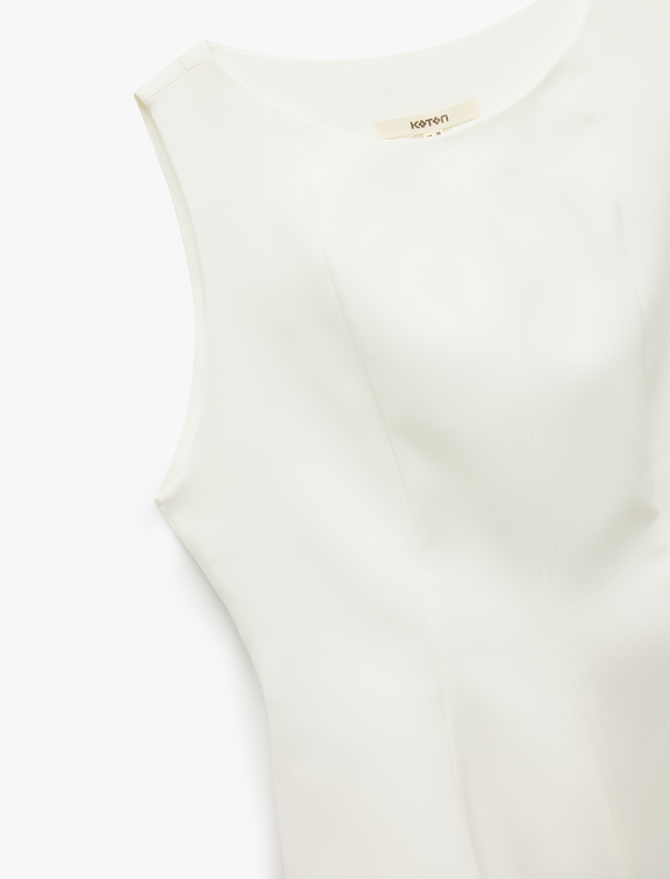   Peplum Kesim Yuvarlak Yaka Kolsuz Bluz