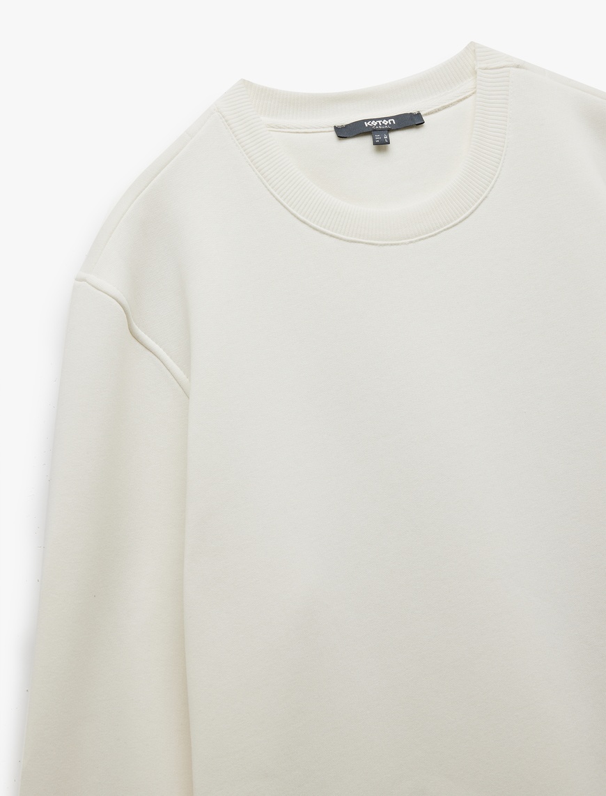   Pamuklu Uzun Kollu Şardonlu Bisiklet Yaka Erkek Basic Sweatshirt