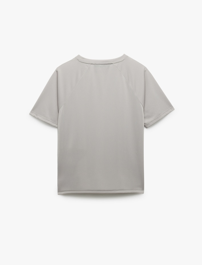  Kısa Kollu Bisiklet Yaka Rahat Kesim Basic Spor Tişört