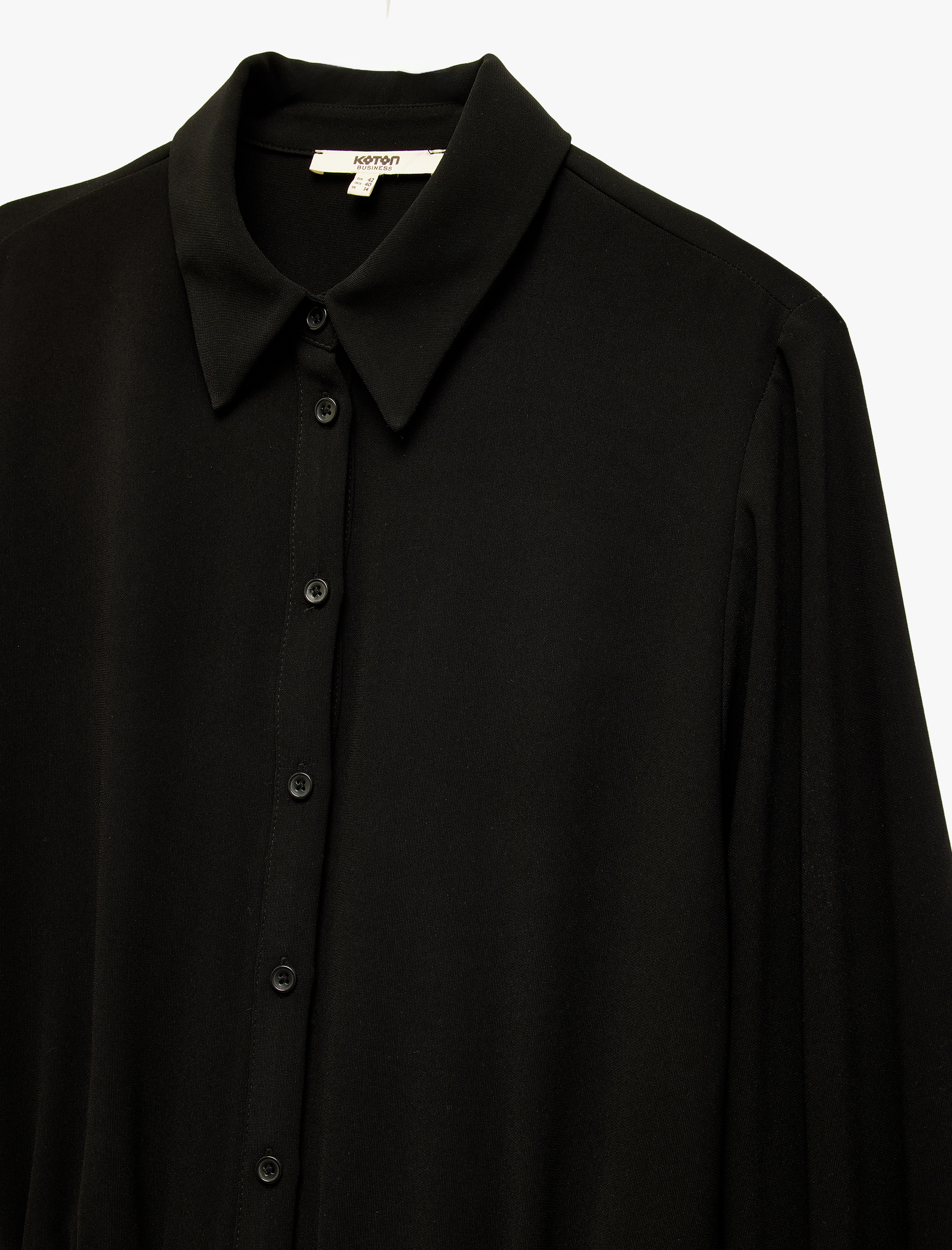   Düğmeli Uzun Kollu Klasik Yaka Krep Gömlek