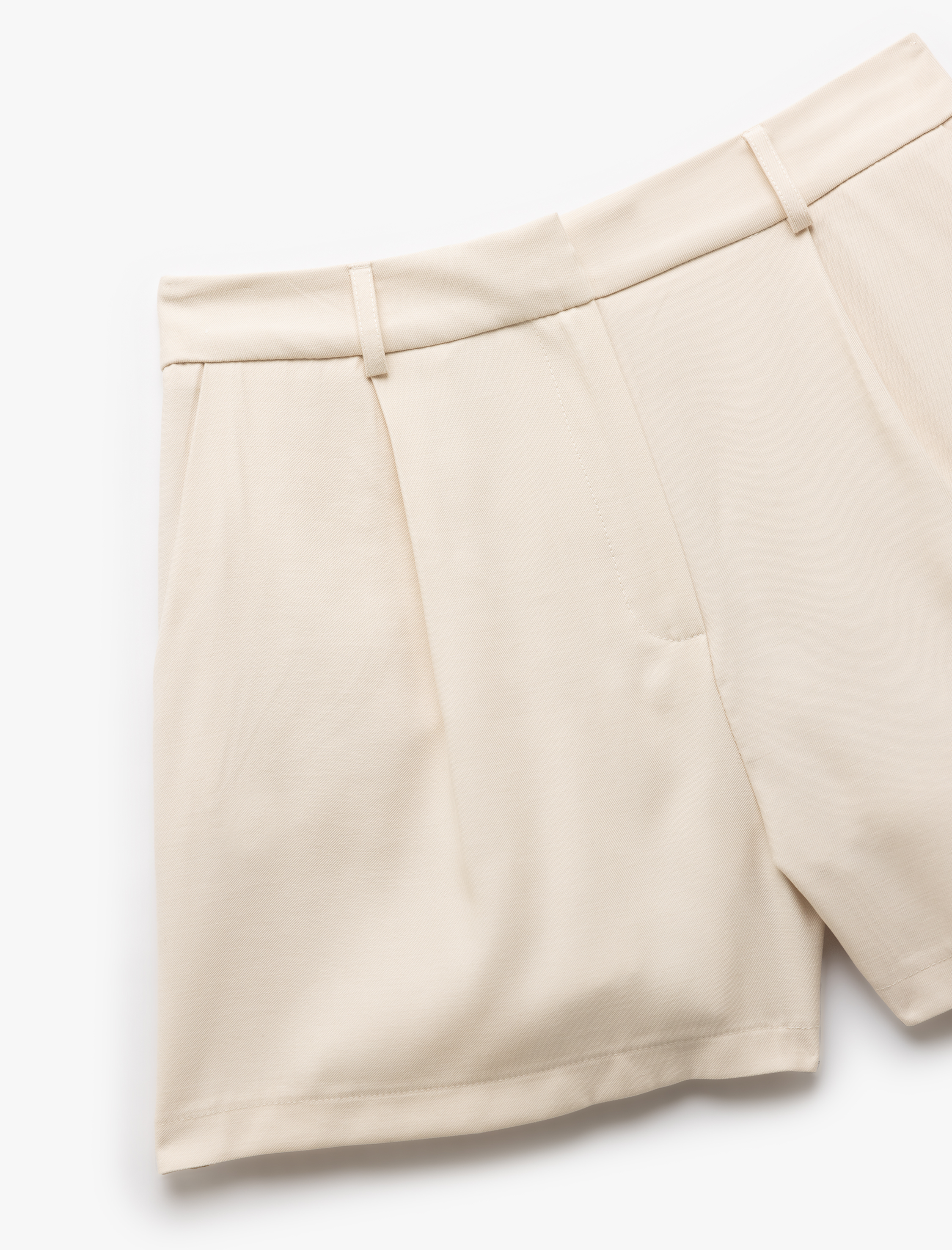   Viskon Kumaş Pileli Cepli Mini Şort