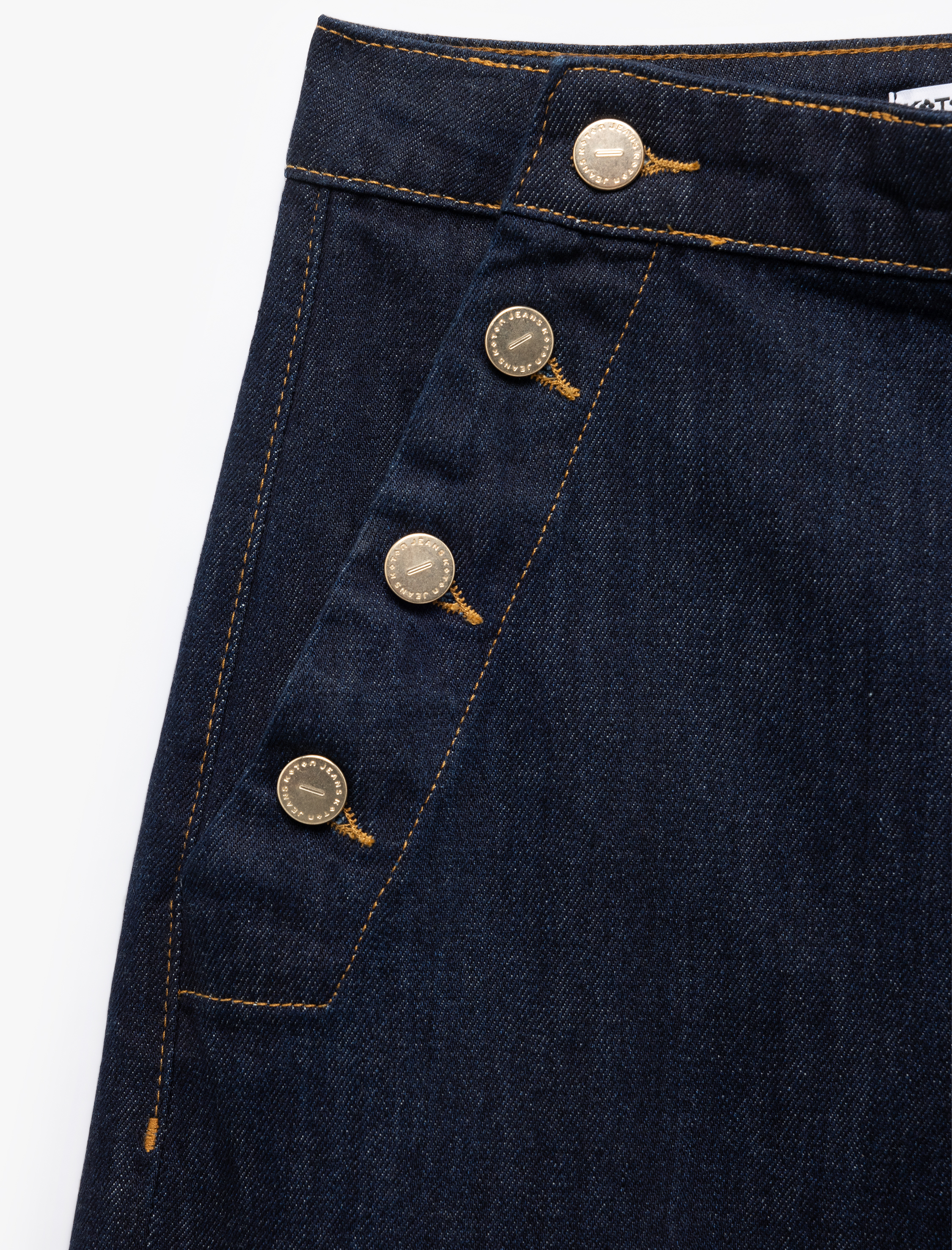   Koton X Sima Tarkan - Düğme Detaylı Standart Bel Geniş Paça Jean Pantolon -  Wide Leg Jeans