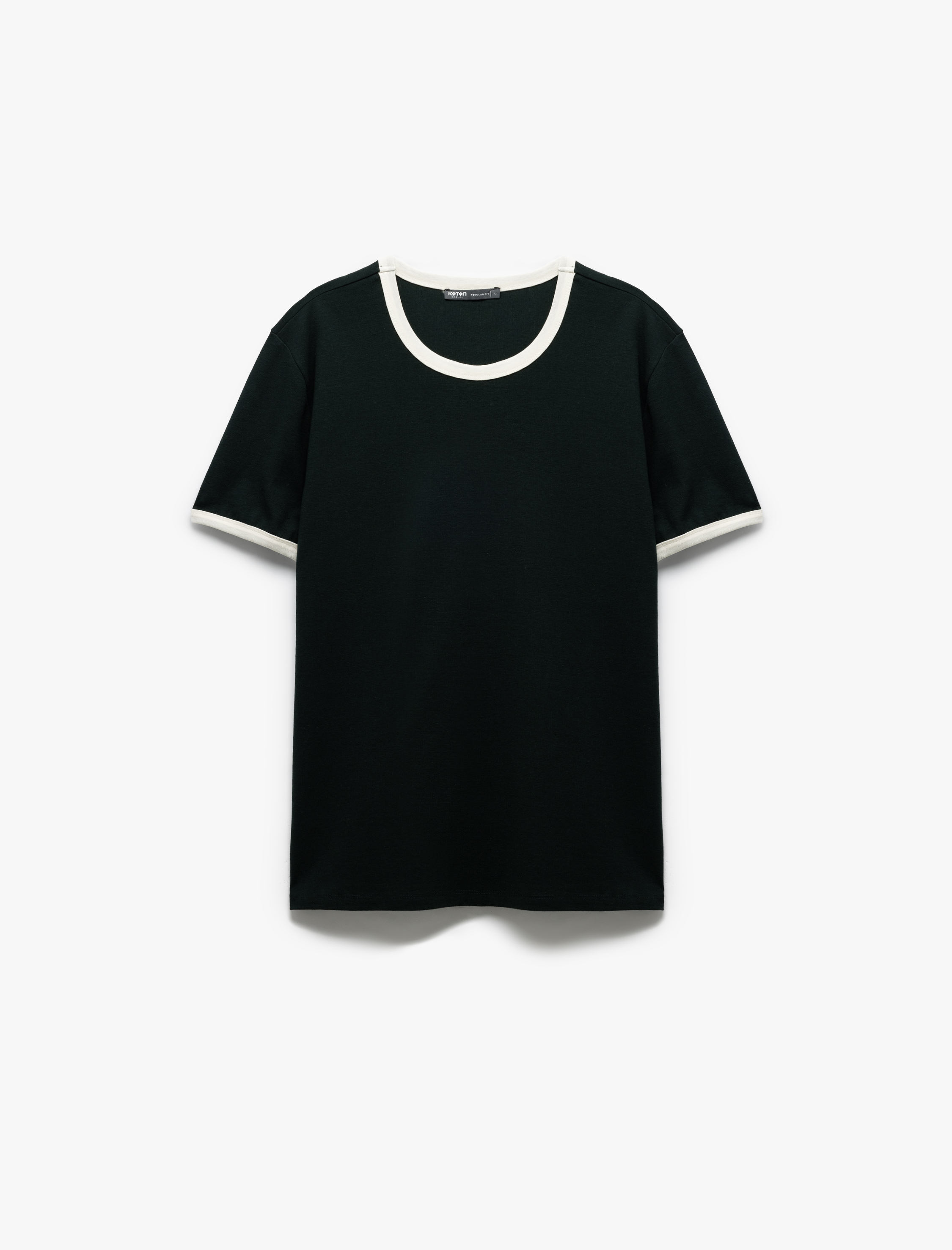   Pamuklu Regular Fit Biyeli Kısa Kollu Bisiklet Yaka Erkek Tişört