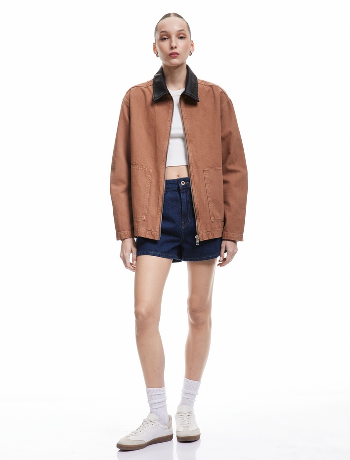  Suni Deri Yaka Detaylı Fermuarlı Cepli Denim Ceket