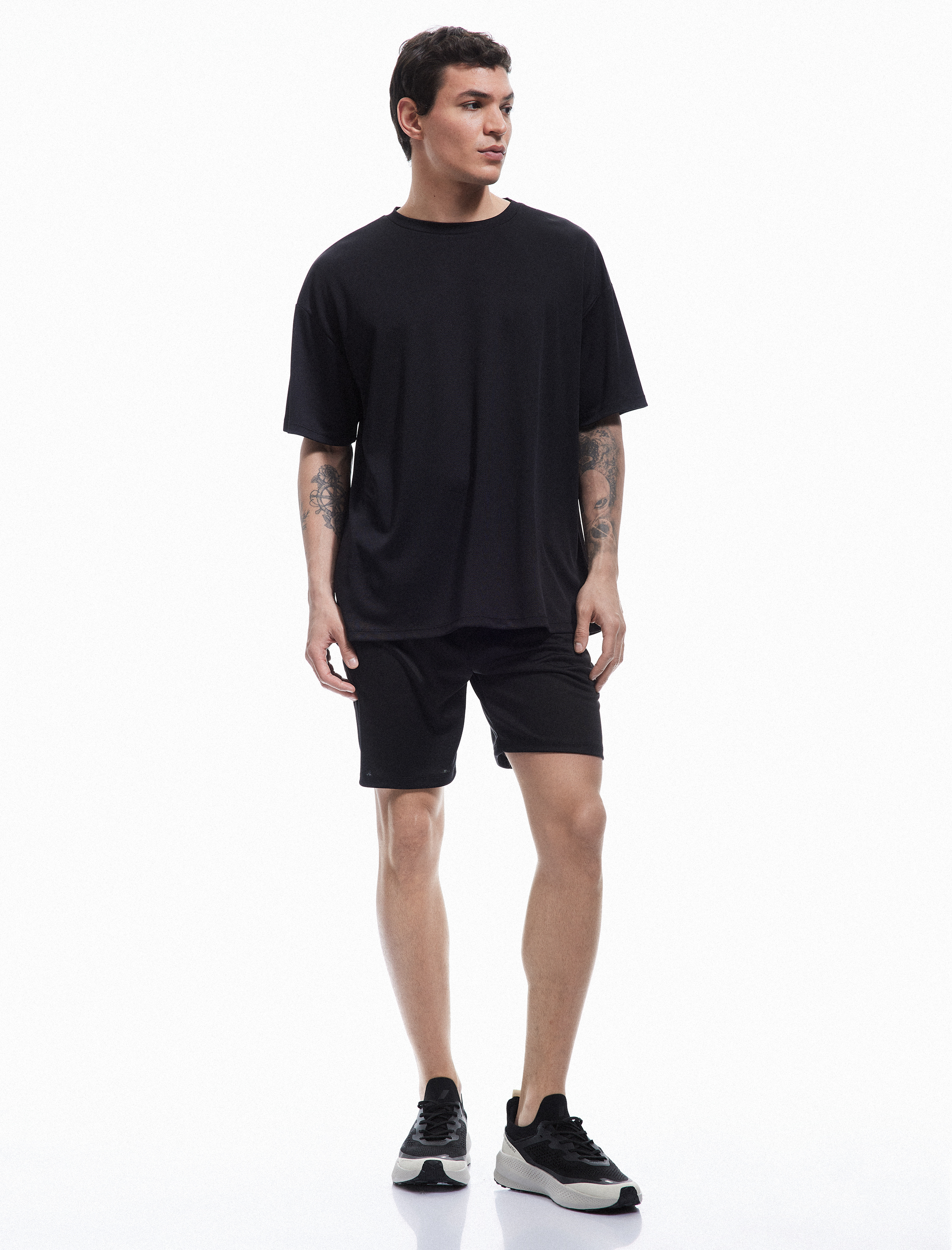   Bisiklet Yaka Yarım Kollu Oversize Arkası Baskılı Spor Tişört