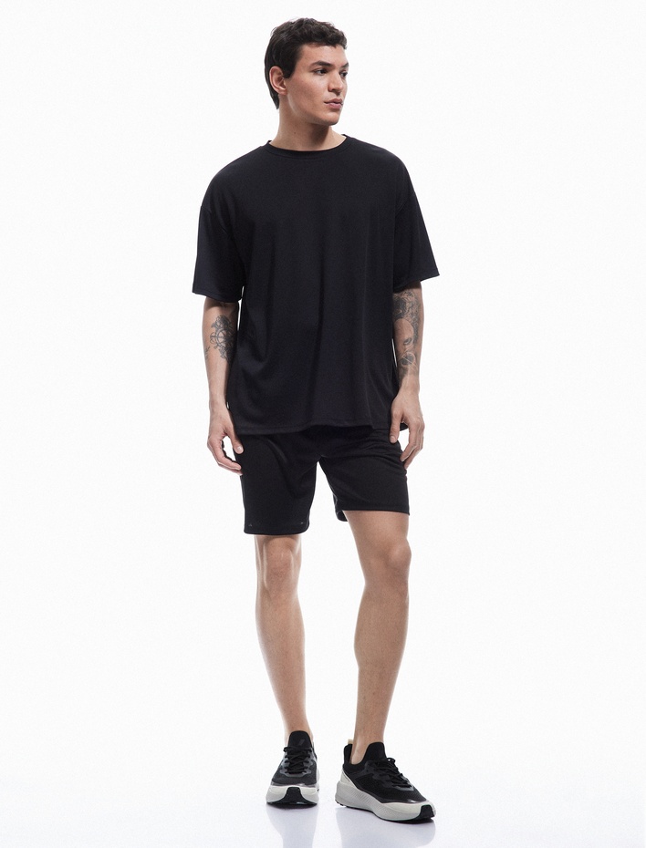  Bisiklet Yaka Yarım Kollu Oversize Arkası Baskılı Spor Tişört