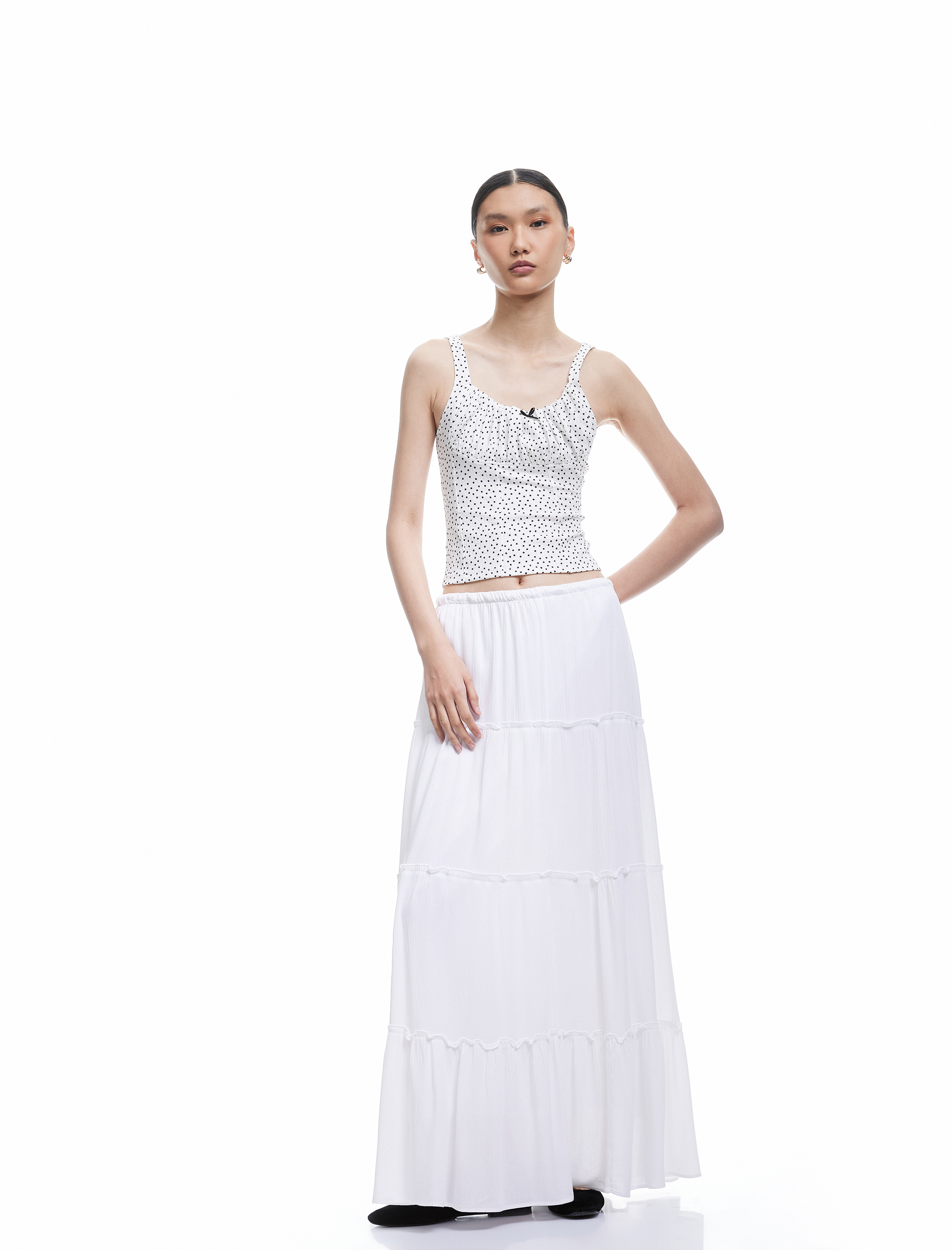   Fiyonklu Drapeli Slim Fit U Yaka Bürümcük Kumaş Puantiyeli Askılı Tişört