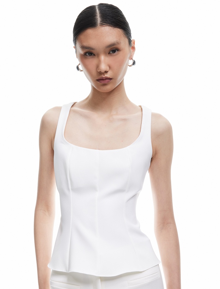  Volümlü Kolsuz Kare Yaka Bluz