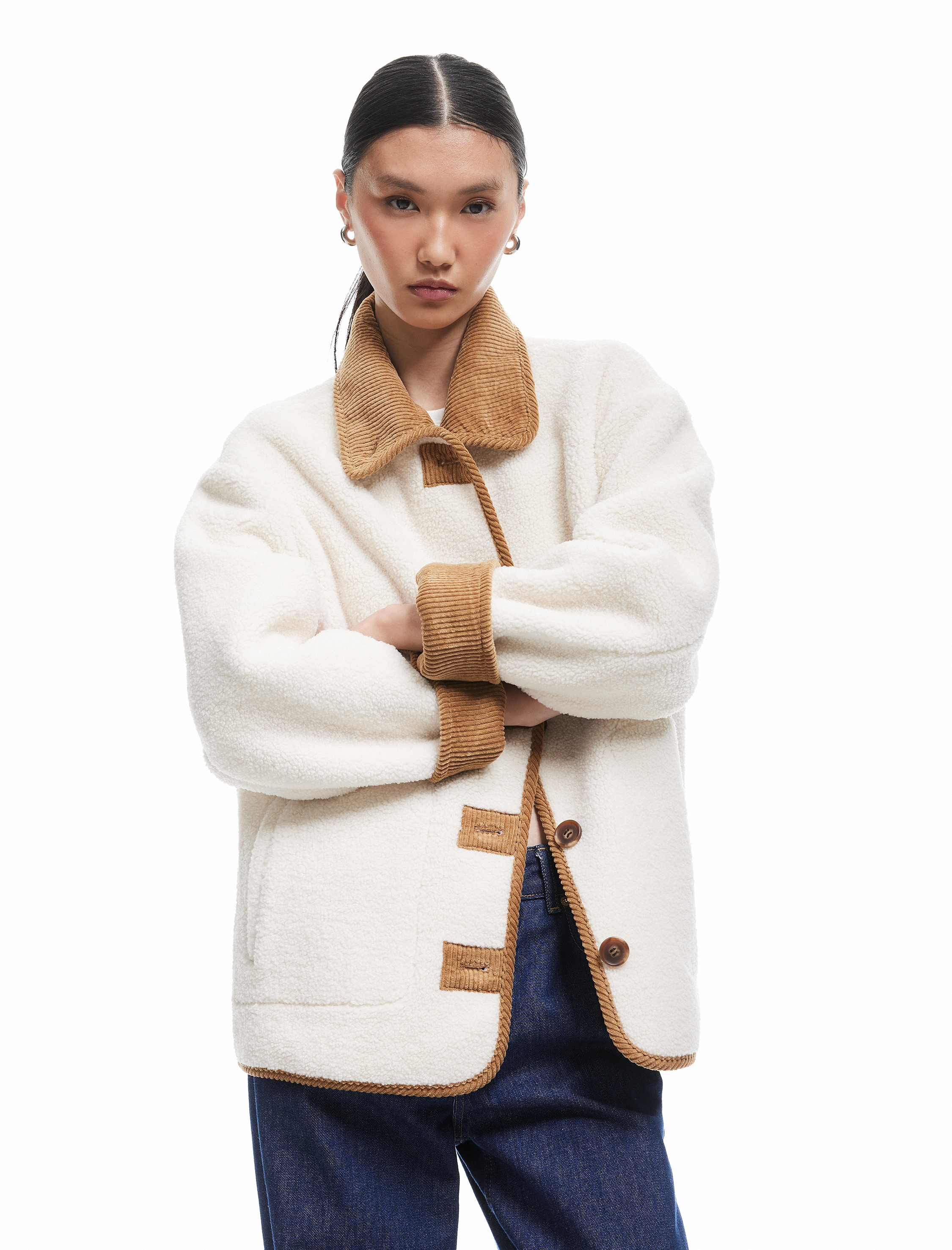 Uzun Kollu Düğmeli Cepli Kruvaze Klasik Yaka Peluş Ceket