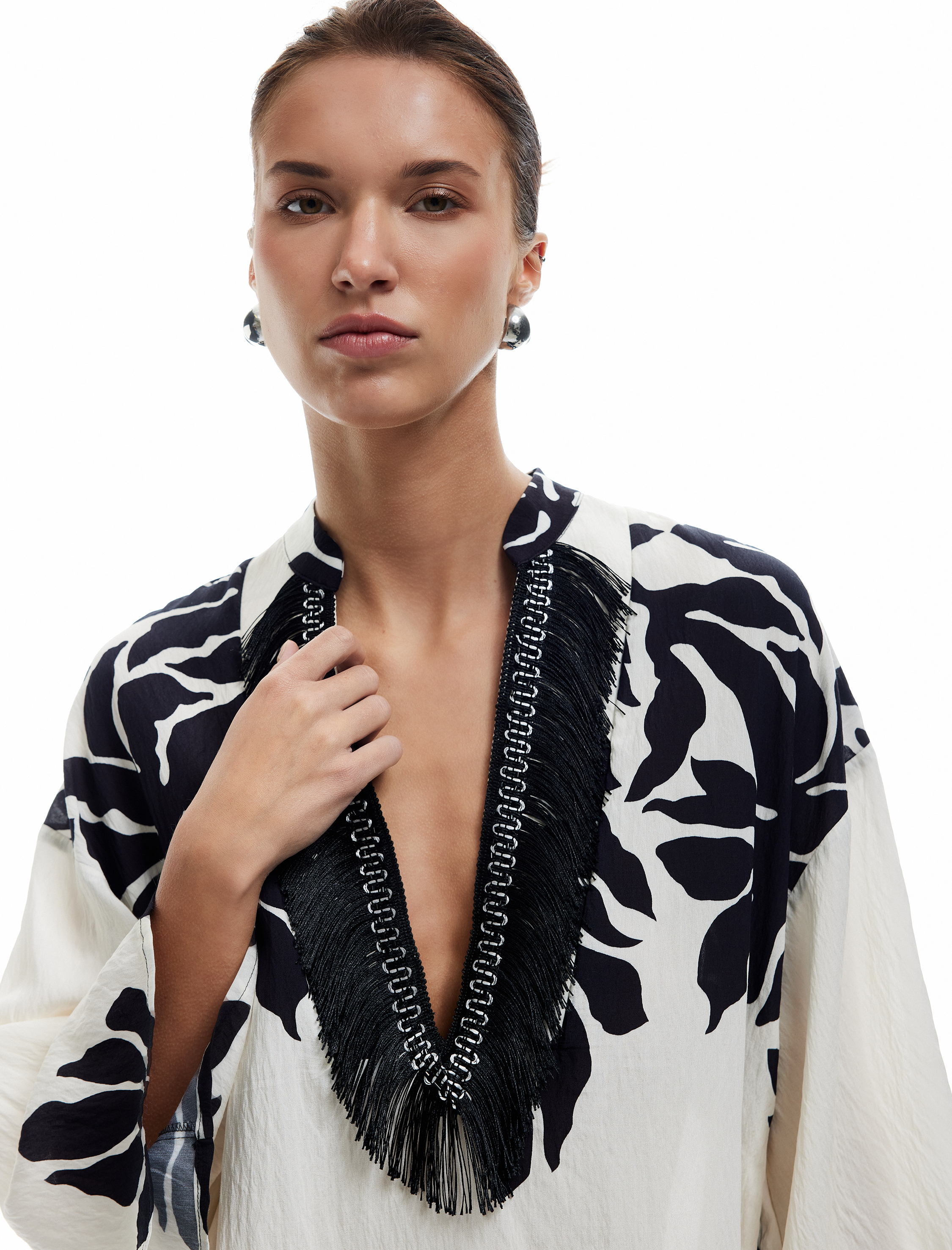   Rahat Kalıp Püsküllü Mandarin Yaka Kısa Kollu Viskon Çiçekli Tunik Elbise