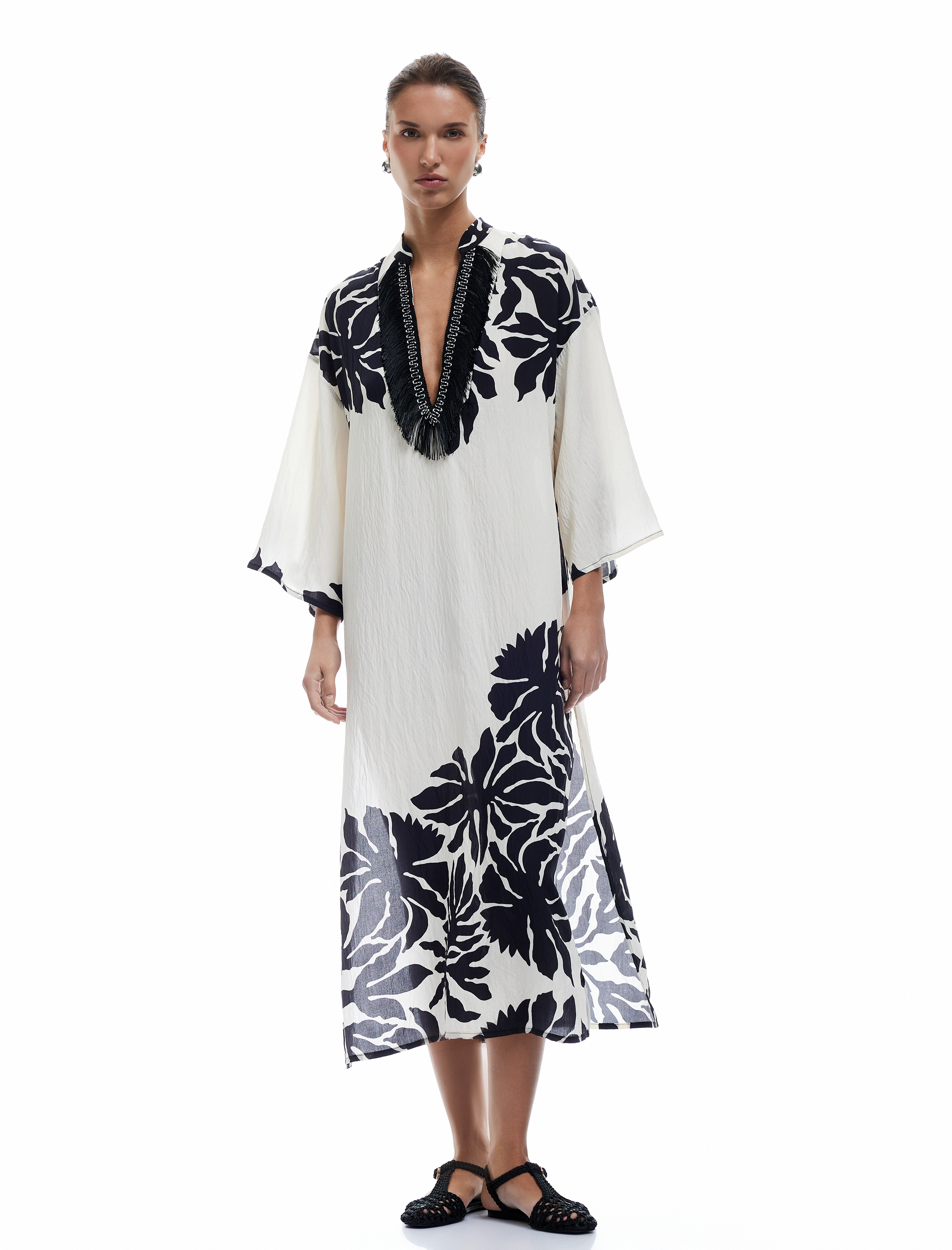   Rahat Kalıp Püsküllü Mandarin Yaka Kısa Kollu Viskon Çiçekli Tunik Elbise