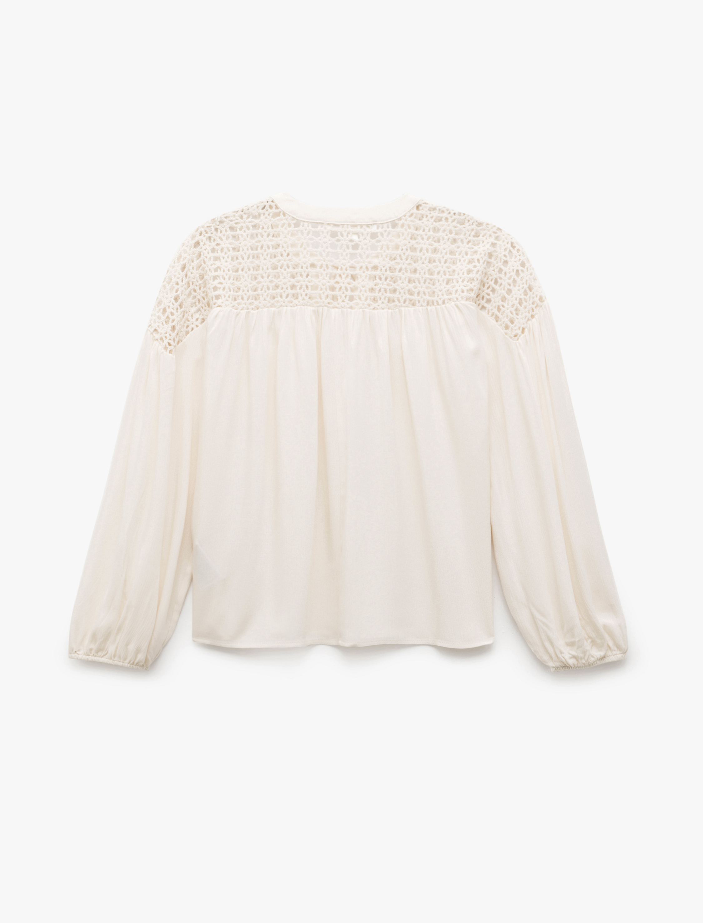   Bağcıklı Yuvarlak Yaka Uzun Balon Kollu Kroşe Detaylı İncili Bluz