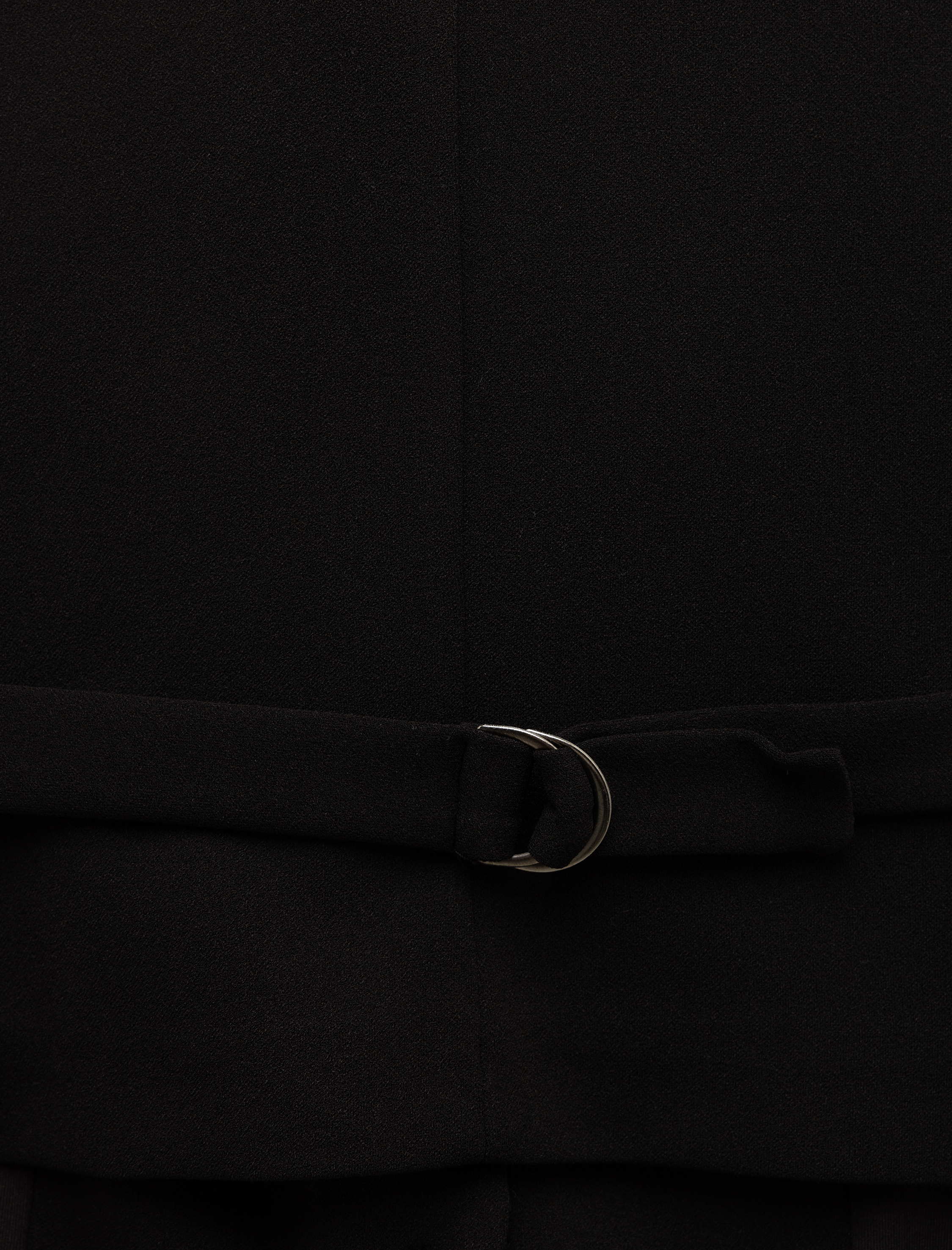   Krep Scuba Kumaş Astarlı Slim Fit V Yaka Kolsuz Düğmeli Yelek