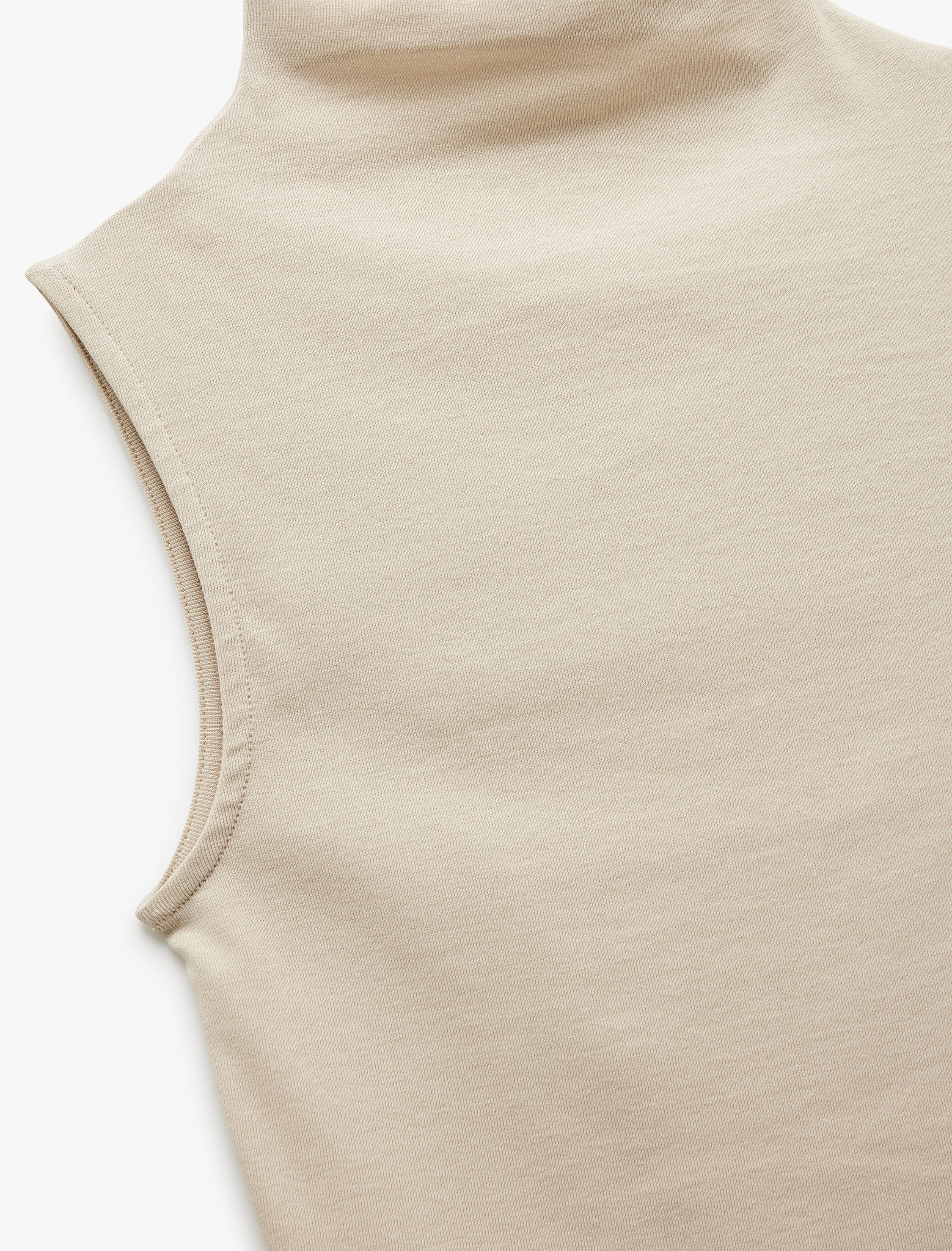   Pamuklu Slim Fit Dik Yaka Kolsuz Penye Bluz