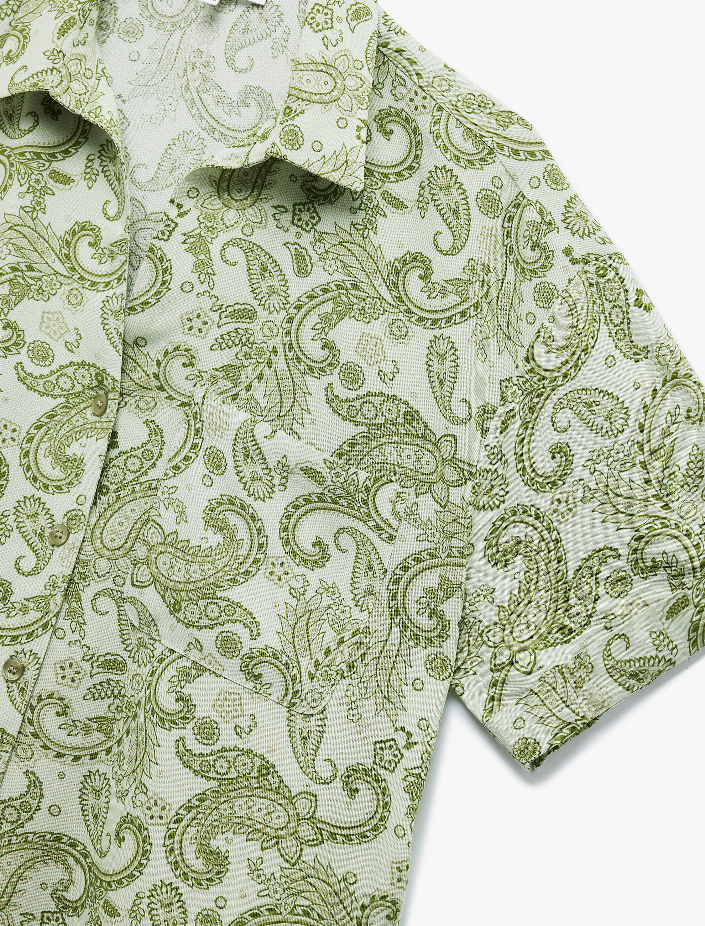   Cep Detaylı Düğmeli Klasik Yaka Kısa Kollu Viskon Gömlek