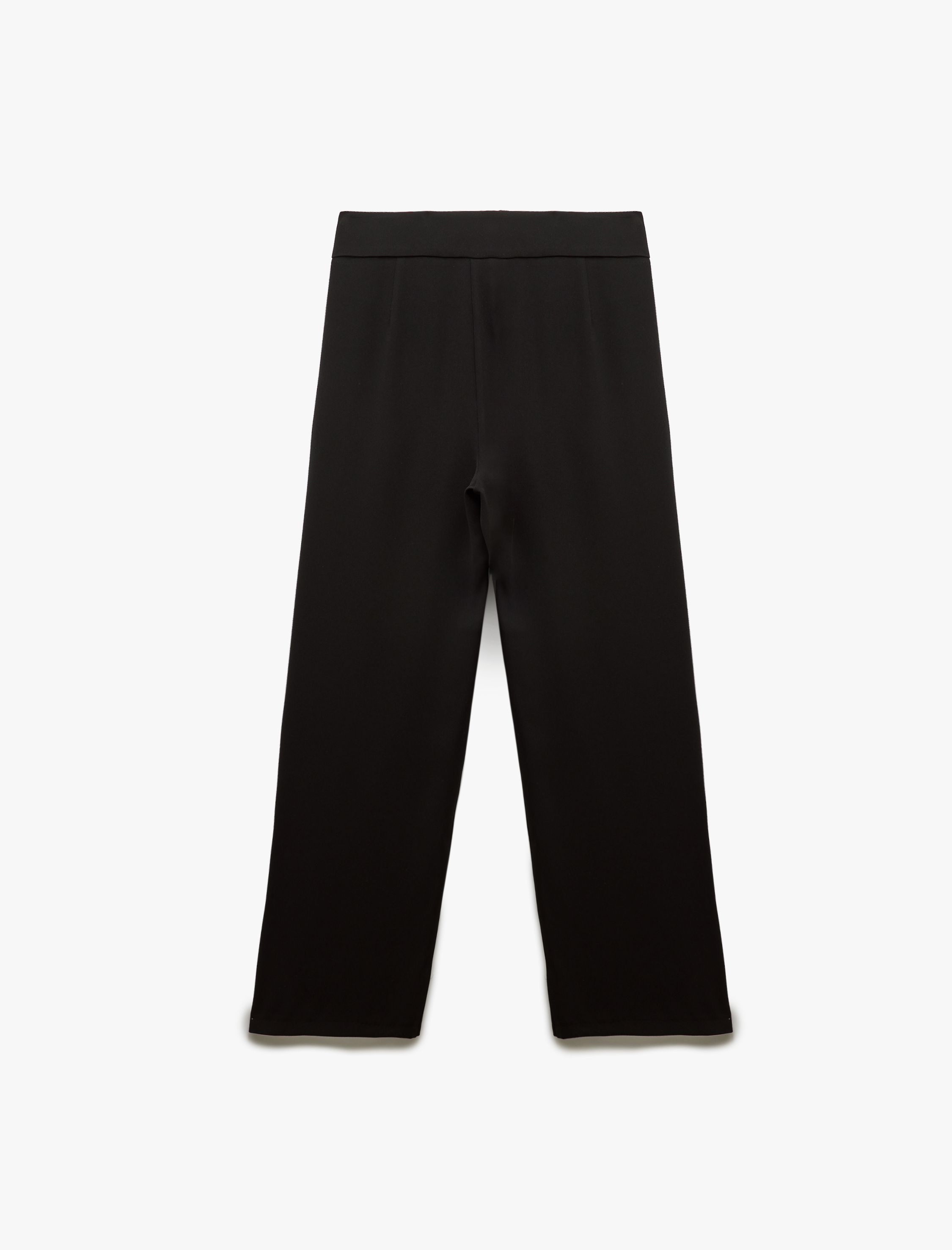   Rahat Kalıp Kemer Detaylı Cepli Geniş Paça Palazzo Pantolon