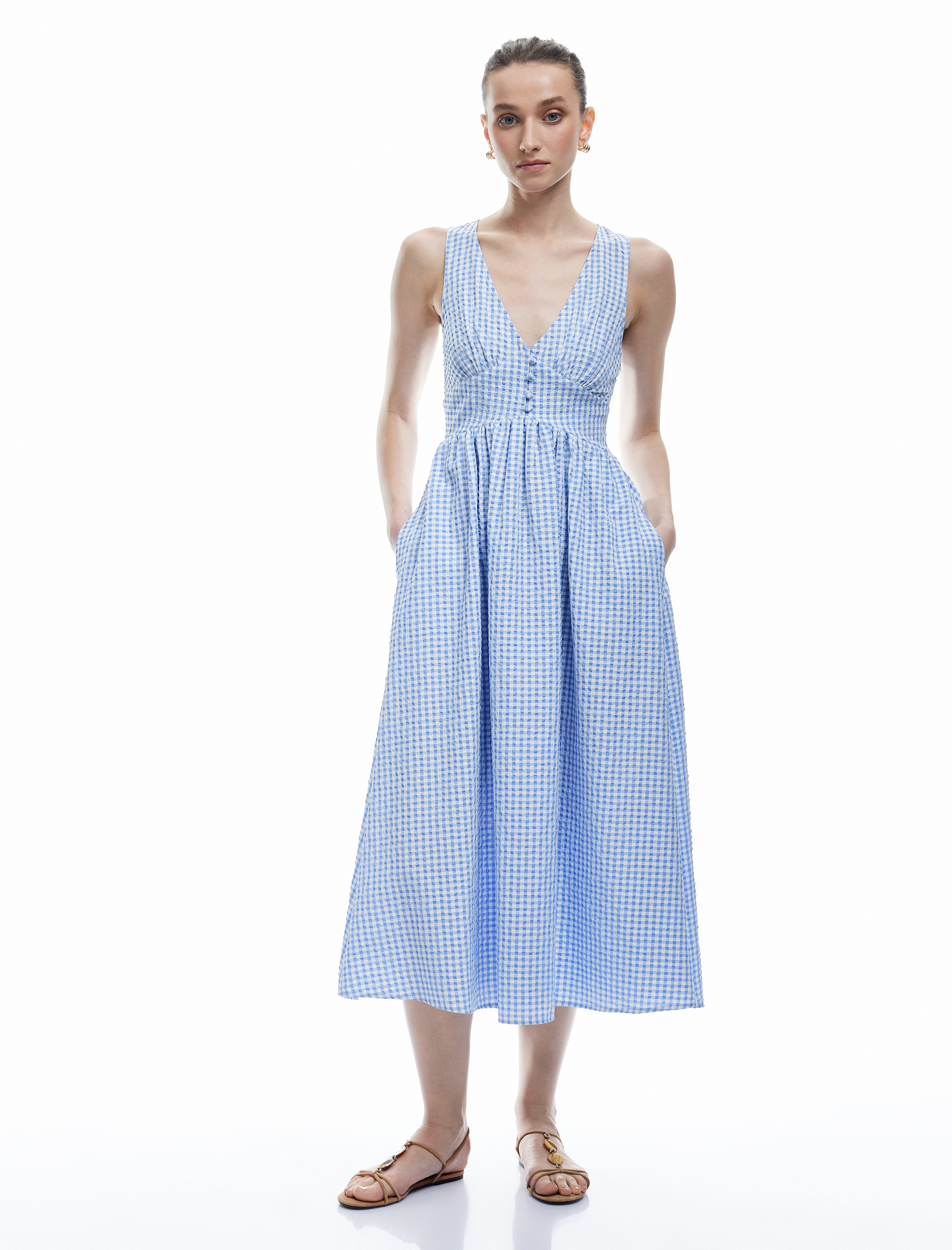   Düğmeli Kolsuz Pötikare Desenli V Yaka Uzun Elbise