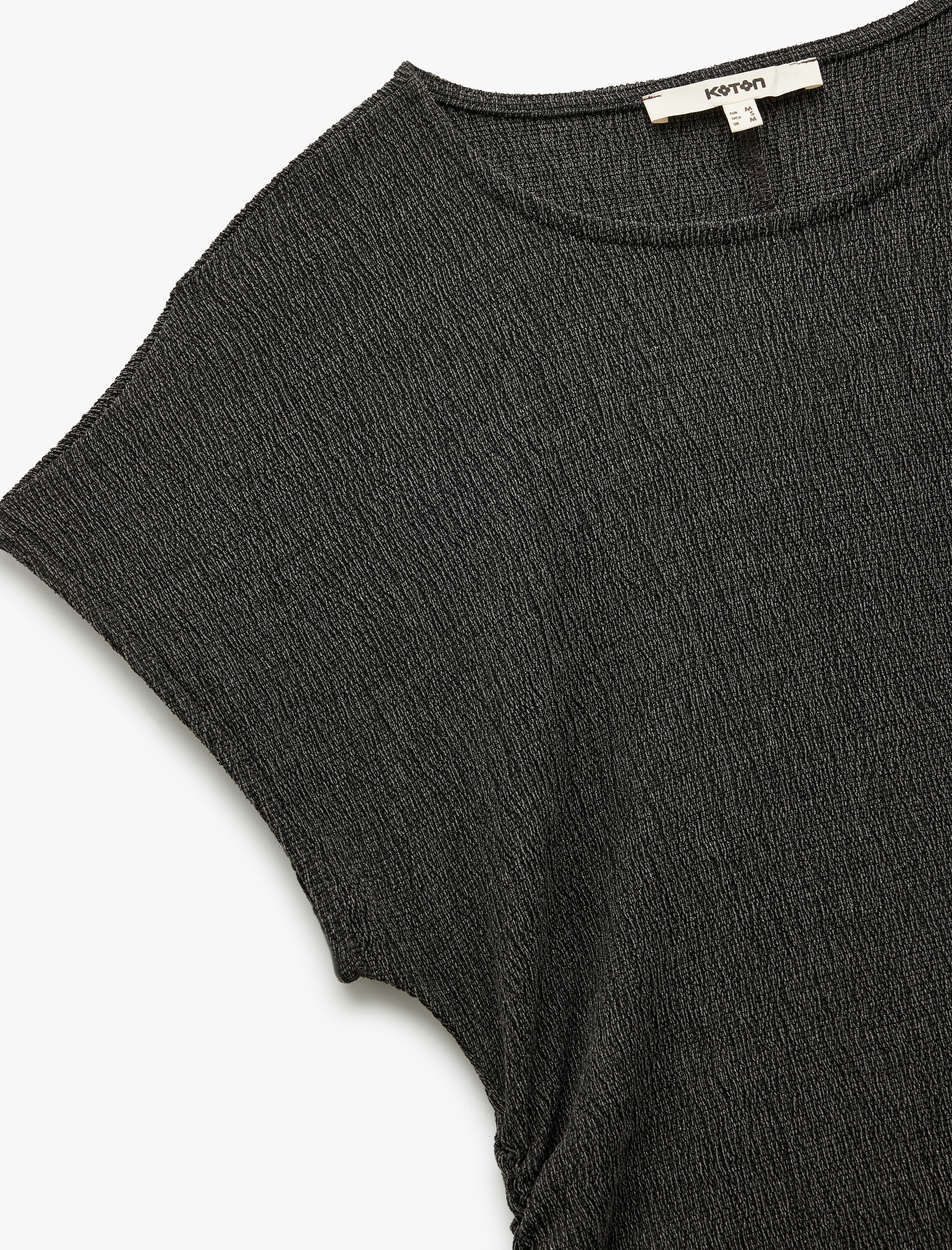   Bürümcük Kumaş Drape Detaylı Bisiklet Yaka Kısa Kollu Tişört