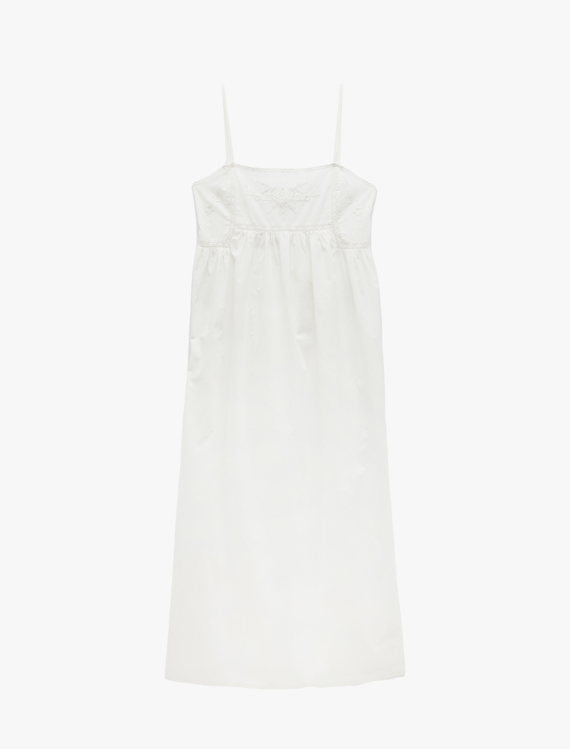   Kolsuz Pamuklu Brodeli Fistolu Kare Yaka Askılı Uzun Gecelik