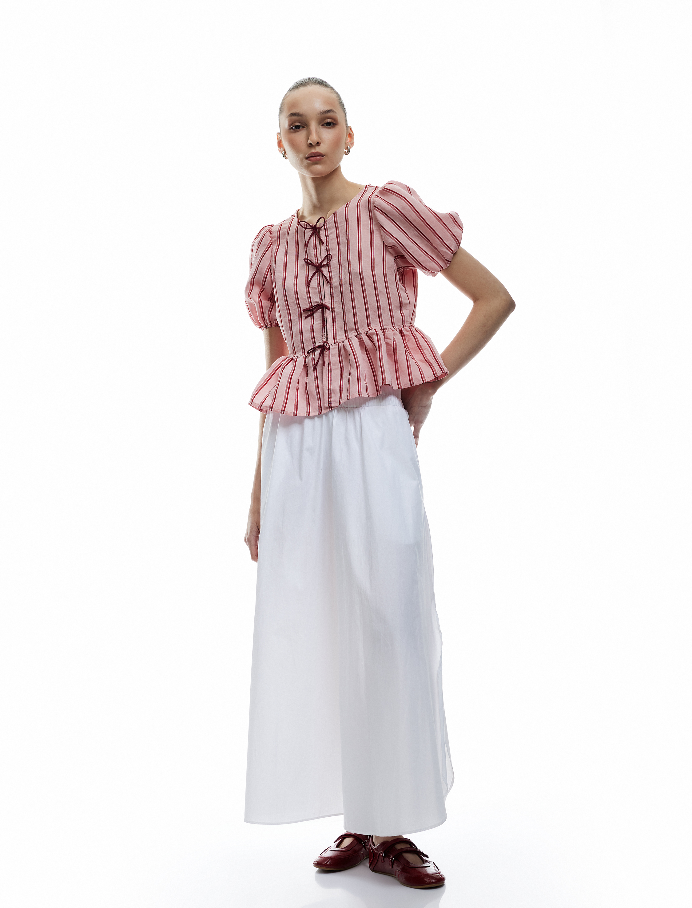   Bisiklet Yaka Fiyonklu Modal Karışımlı Çizgili Kısa Balon Kol Bluz